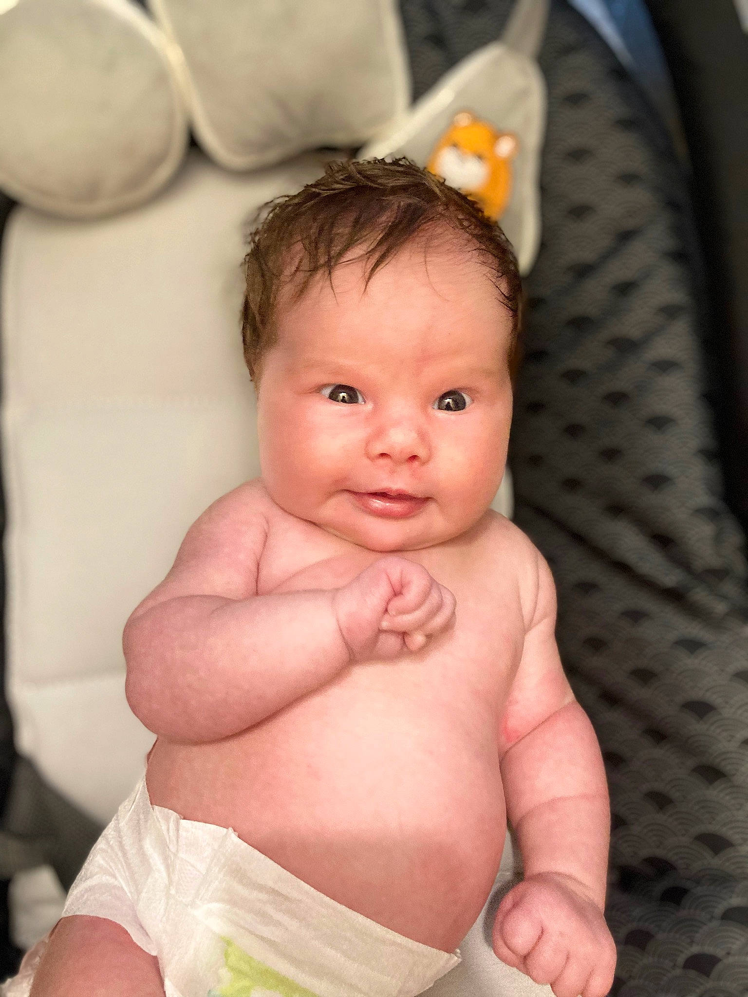 Lyla participe au concours pour gagner de l'argent avec cette photo : arm, baby, cheek, chest, comfort, eye, eyebrow, eyelash, finger, gesture, happy, human_body, iris, lip, nose, person, skin, smile, stomach, thumb