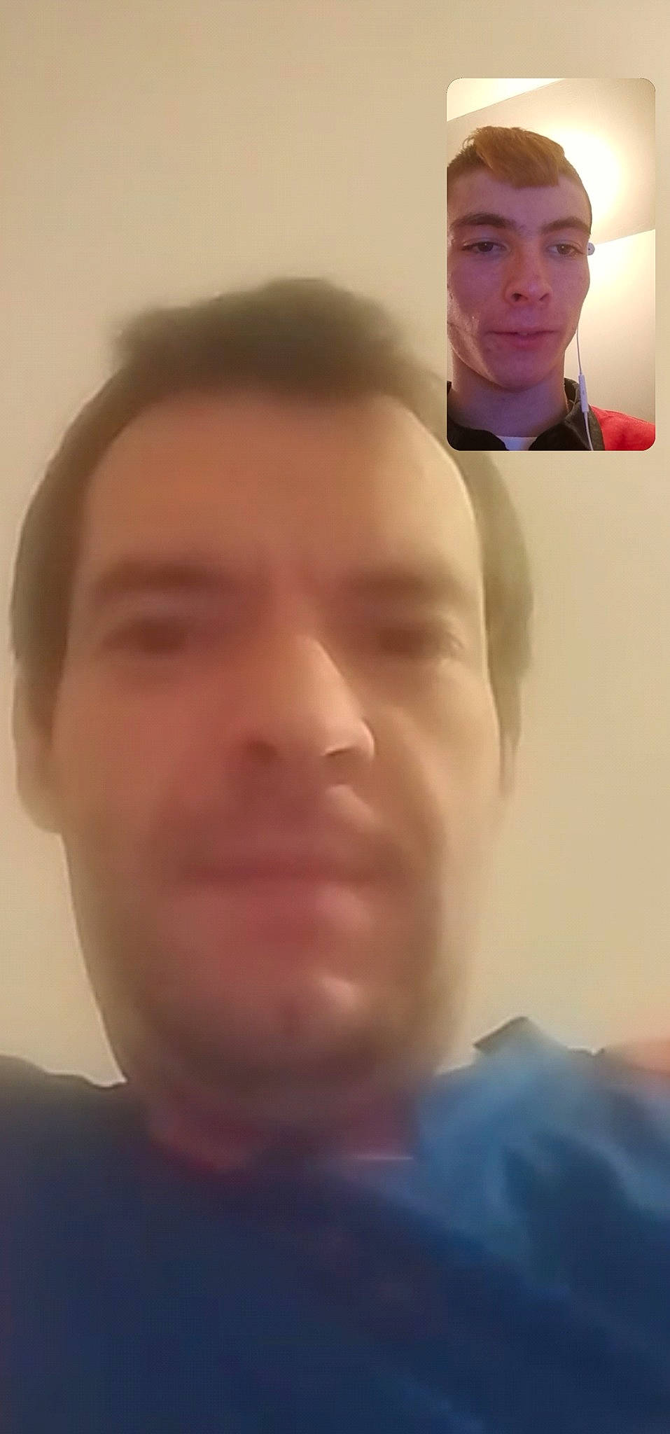 Alain a rejoint le concours — aidez-le/la à gagner de superbes lots ! cheek, chin, cool, ear, eyebrow, eyelash, eyewear, facial_hair, forehead, fun, gesture, jaw, lip, mouth, neck, nose, person, selfie, skin, temple