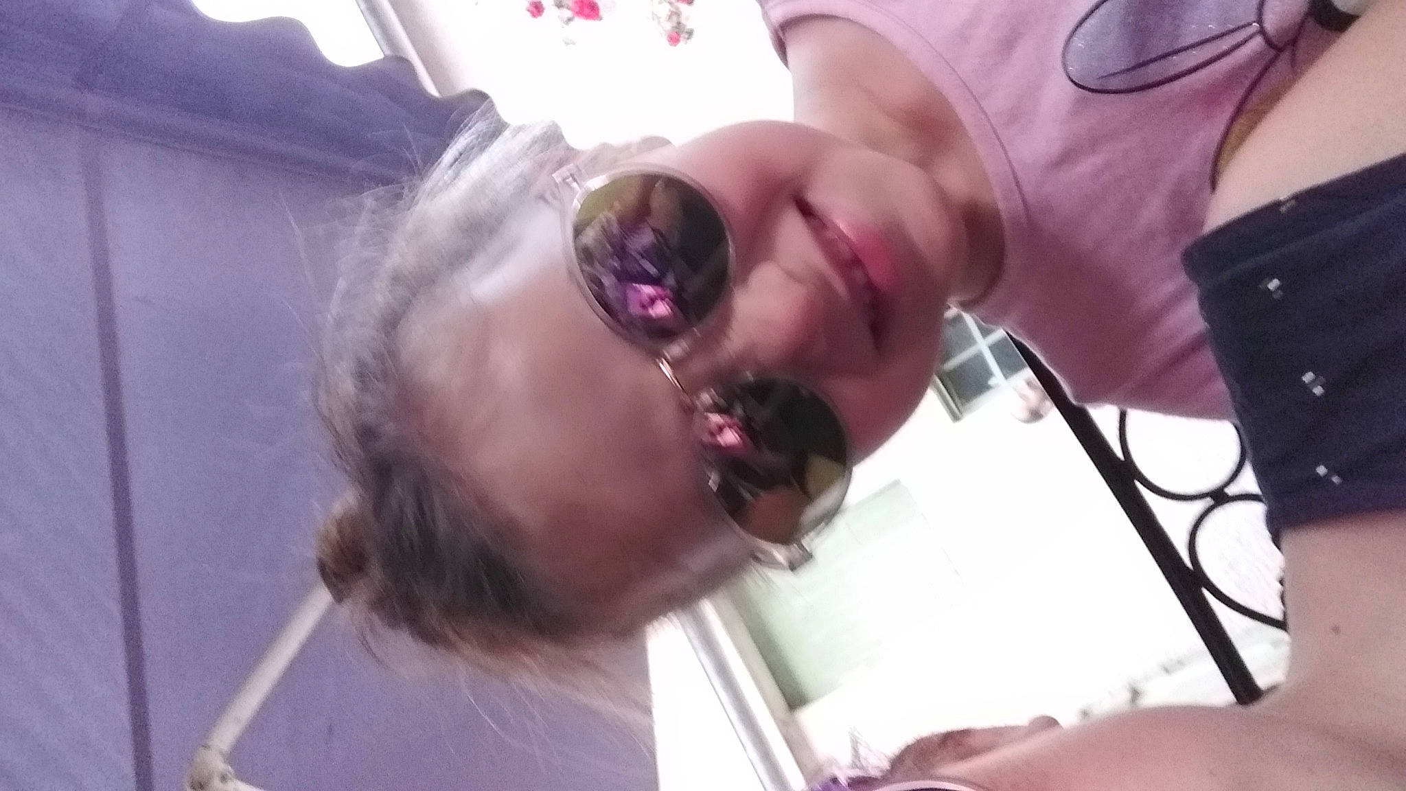 Madison a rejoint le concours — aidez-le/la à gagner de superbes lots ! audio_equipment, beard, black_hair, child, cool, ear, event, eyebrow, eyelash, eyewear, fun, happy, jaw, joy, lip, mouth, neck, nose, person, smile