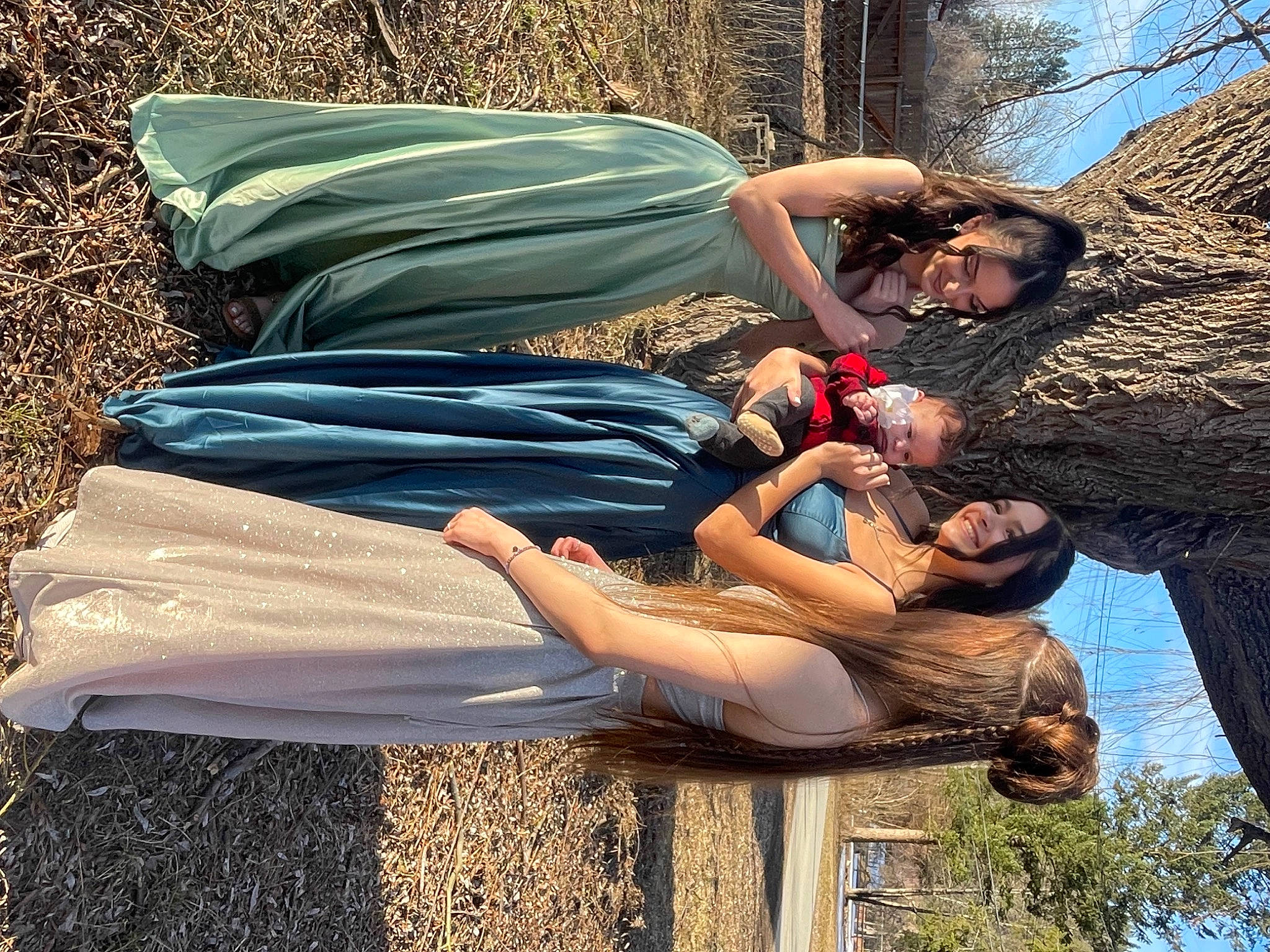 Jay is registered to the contest to win money with this photo: comfort, fun, grass, happy, human_leg, joy, landscape, leisure, people_in_nature, person, plant, recreation, sitting, sky, spring, sunglasses, thigh, tints_and_shades, tree, trunk