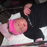 Fidjy participe au concours pour gagner de l'argent avec cette photo :