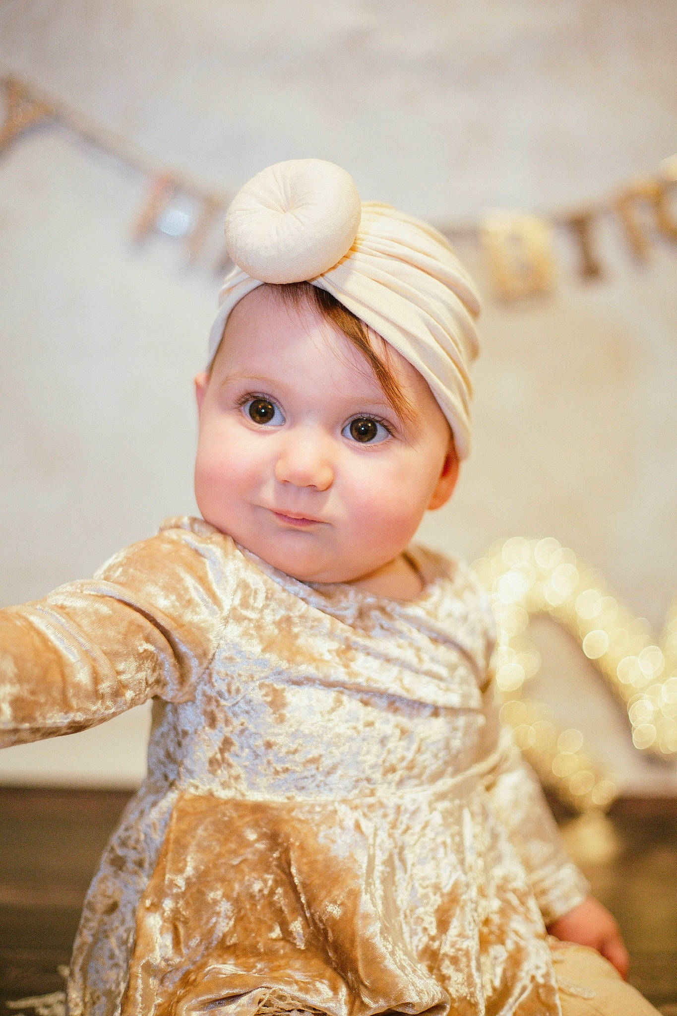 Viviana is registered to the contest to win money with this photo: baby, baby_toddler_clothing, cheek, chin, dress, embellishment, eye, flash_photography, hair_accessory, hairstyle, happy, headband, headgear, headpiece, iris, jewellery, lip, person, skin, sleeve