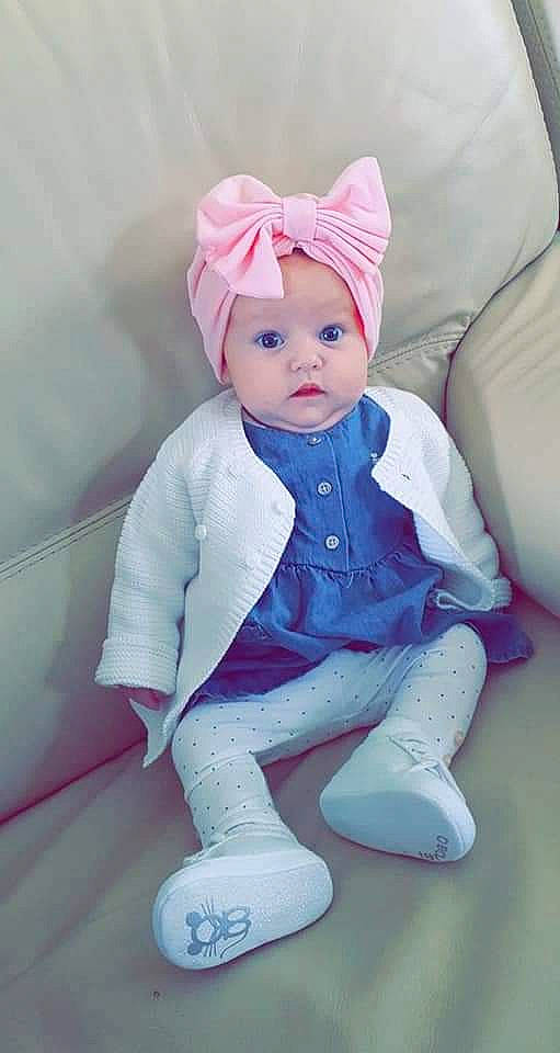 Loredana a rejoint le concours — aidez-le/la à gagner de superbes lots ! baby, blue, child, doll, ear, head, headgear, headwear, person, pink, product, skin, toddler, toy