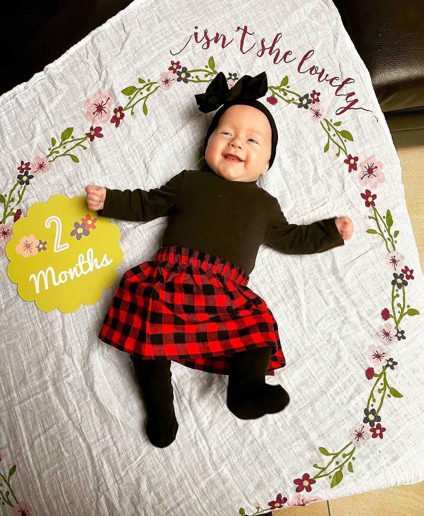 Lya a rejoint le concours — aidez-le/la à gagner de superbes lots ! baby_toddler_clothing, child, costume_hat, doll, dress, facial_expression, font, happy, hat, head, illustration, pattern, person, pink, plaid, product, sleeve, sock, tartan, textile