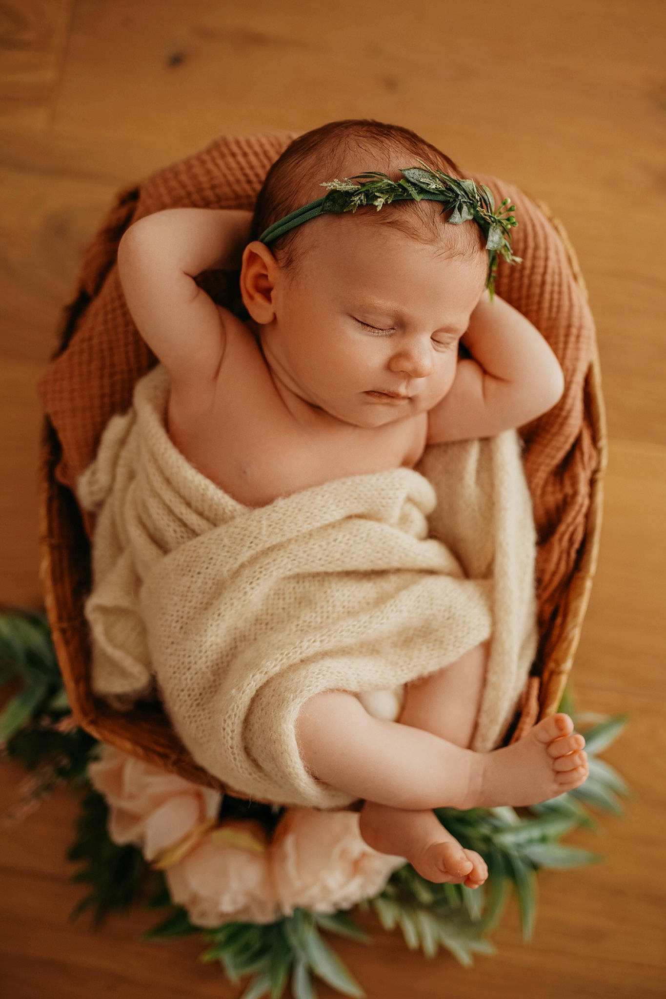 Rose participe au concours pour gagner de l'argent avec cette photo : baby, child, hair_accessory, headgear, person, photography, toddler