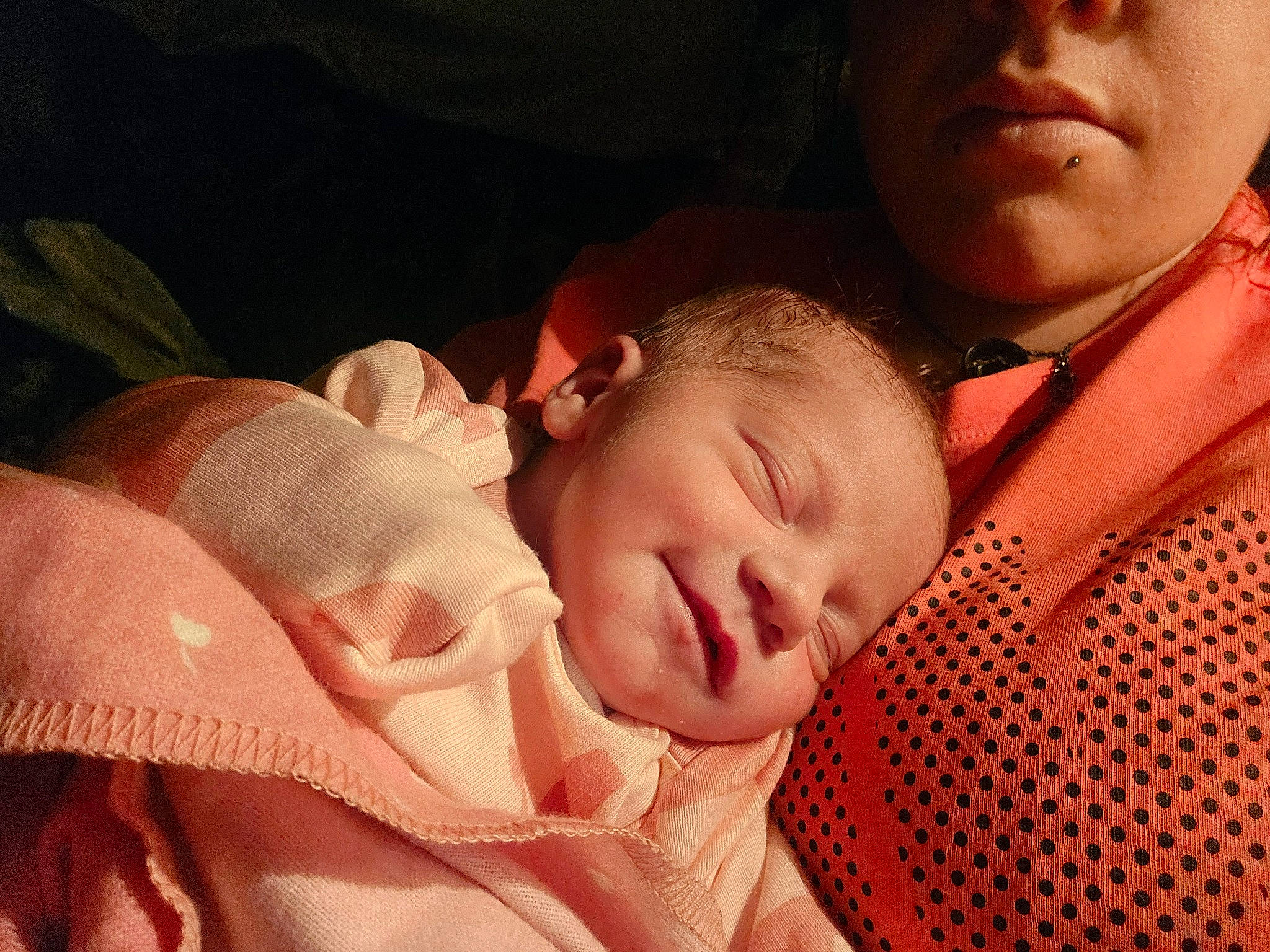 Amelia is registered to the contest to win money with this photo: baby, baby_toddler_clothing, bedtime, carmine, cheek, child, comfort, ear, finger, fun, gesture, happy, human_body, iris, lip, mouth, nose, person, skin, toddler