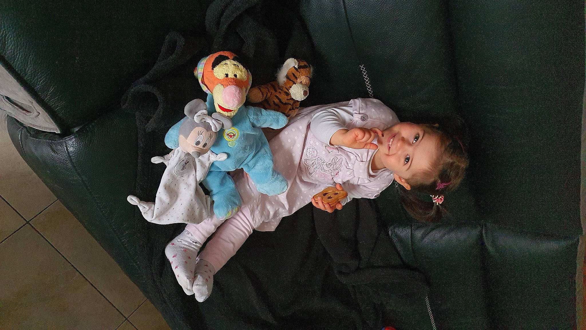 Lily-rose participe au concours pour gagner de l'argent avec cette photo : baby, baby_products, baby_toddler_clothing, cheek, child, comfort, couch, doll, eye, fun, head, human_body, joy, lap, leg, person, room, sitting, skin, stuffed_toy
