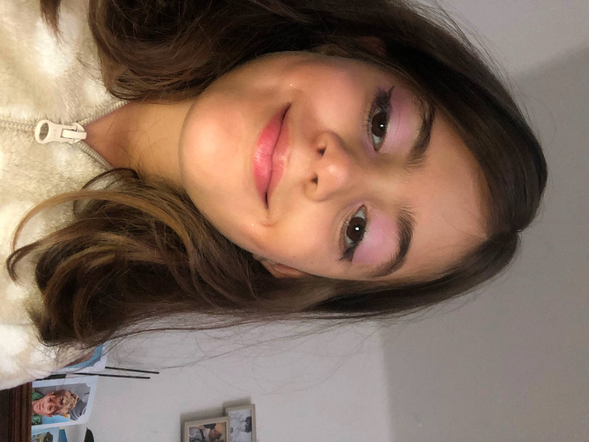 Elene a rejoint le concours — aidez-le/la à gagner de superbes lots ! cheek, chin, dress, ear, eye, eyebrow, eyelash, flash_photography, forehead, happy, iris, jaw, joy, lip, lipstick, mouth, neck, nose, person, shoulder