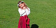 Diane a rejoint le concours — aidez-le/la à gagner de superbes lots ! architecture, building, child, clothing, dress, face, female, girl, grass, head, housing, lawn, nature, outdoors, park, person, photography, plant, portrait, skirt