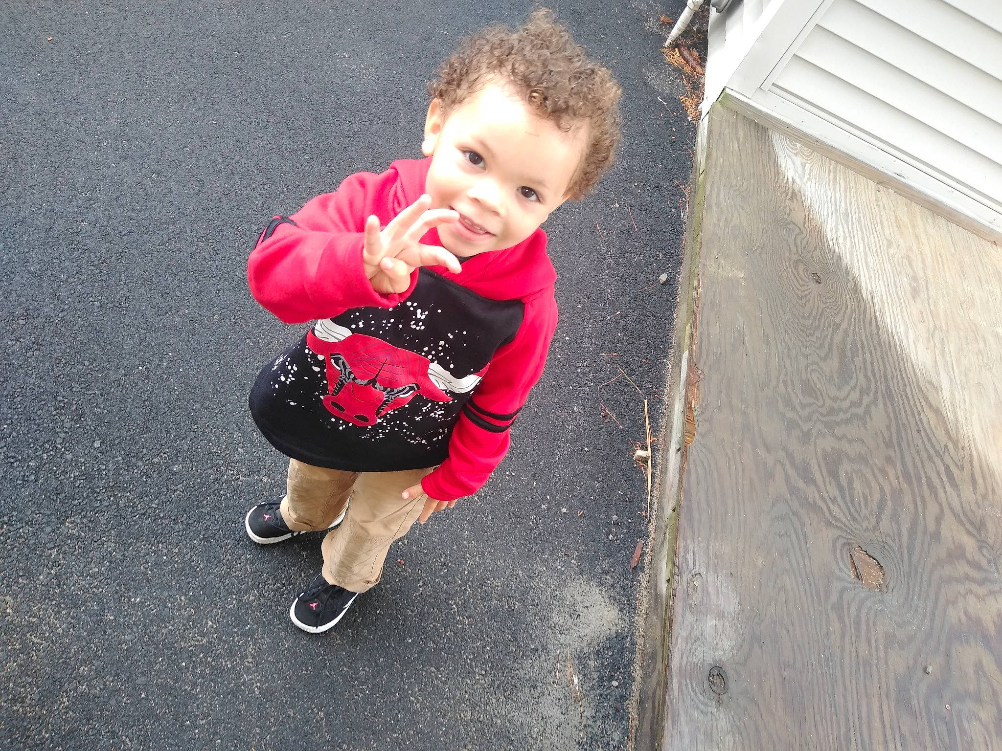 Zy' Eihr is registered to the contest to win money with this photo: baby, beauty, child, cool, dress, footwear, head, joy, leg, outerwear, people, person, pink, plant, play, red, shoe, skin, smile, summer