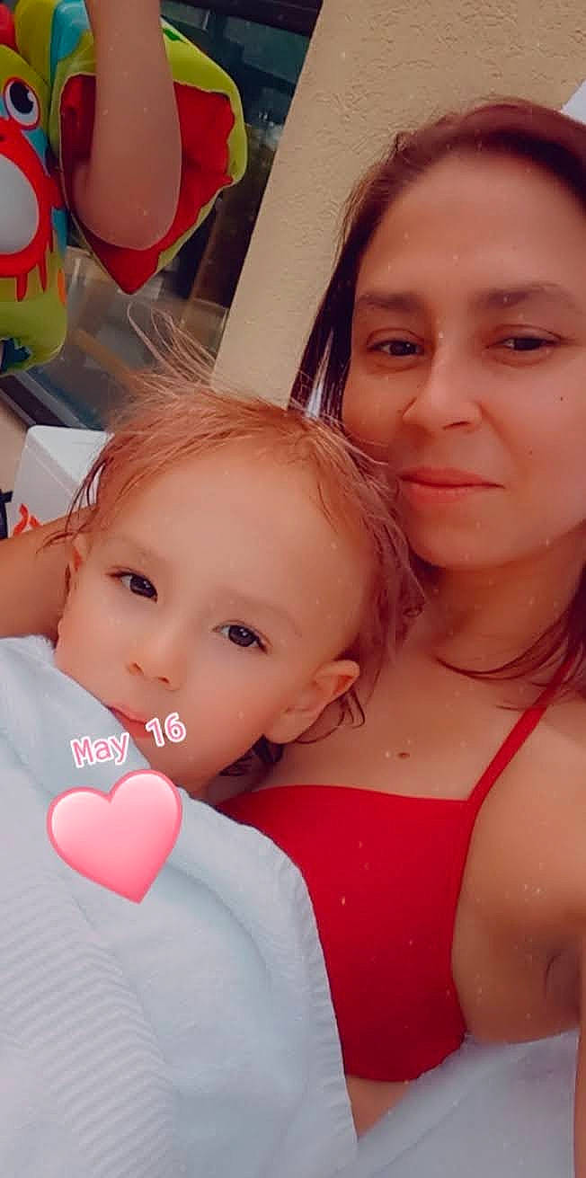 Davian is registered to the contest to win money with this photo: baby, baby_toddler_clothing, balloon, brassiere, cheek, chest, child, eye, eyelash, face, fun, gesture, happy, head, joy, lip, nose, person, pink, selfie