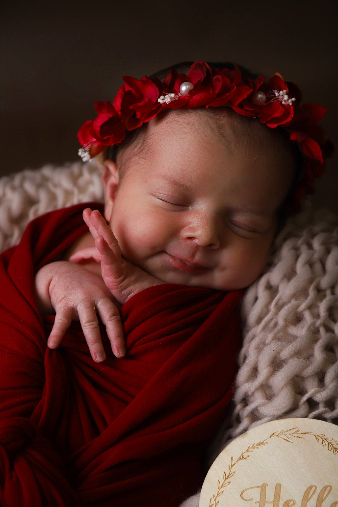 Emy participe au concours pour gagner de l'argent avec cette photo : baby, baby_toddler_clothing, beauty, cheek, child, comfort, dress, eye, flash_photography, happy, head, headband, headgear, headpiece, iris, lip, person, pink, skin, textile