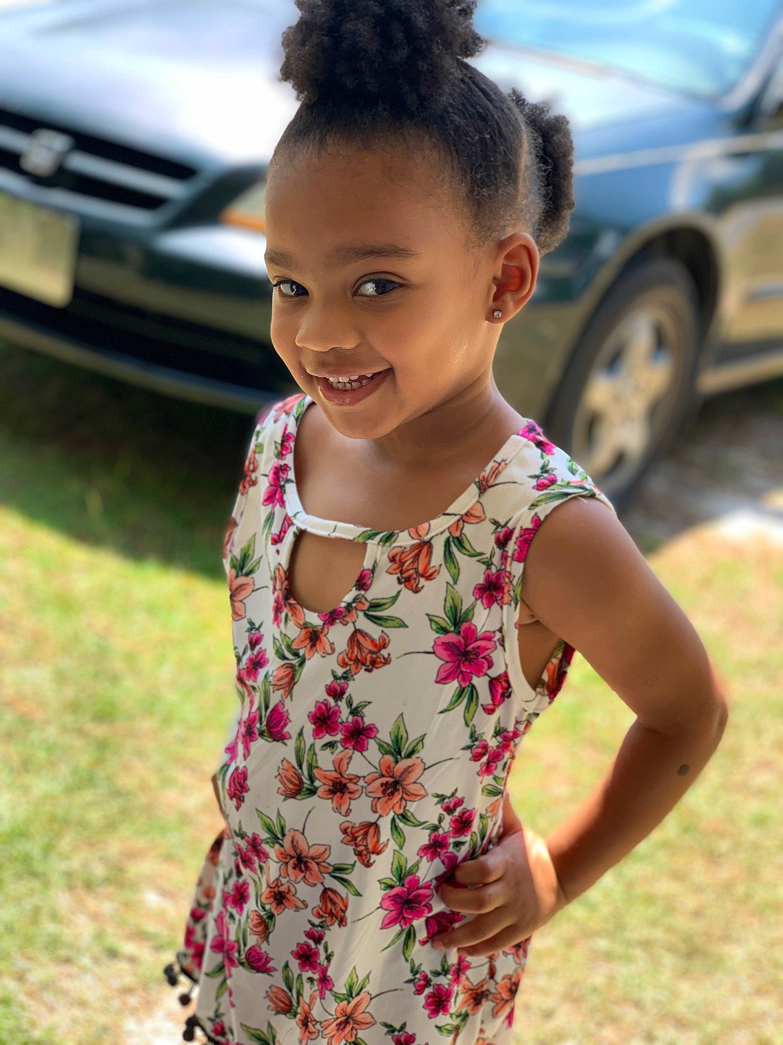 Kylah is registered to the contest to win money with this photo: car, child, child_model, face, family_car, fun, grass, happy, joy, luxury_vehicle, person, plant, smile, summer, toddler, vacation, vehicle, vehicle_door