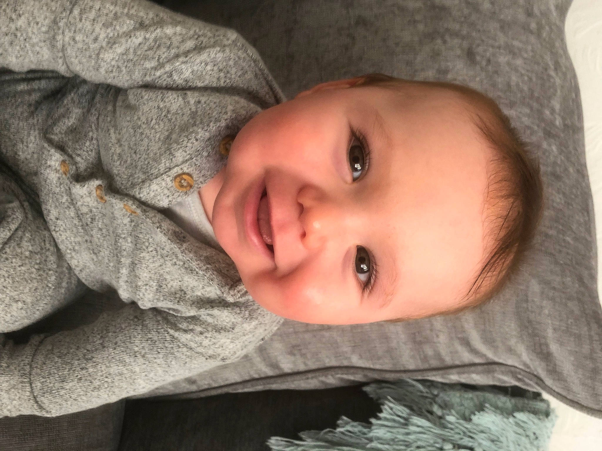 Jayj is registered to the contest to win money with this photo: cheek, chin, eye, eyebrow, face, facial_expression, flash_photography, grey, head, iris, joy, lip, mammal, mouth, nose, outerwear, person, plant, skin, smile