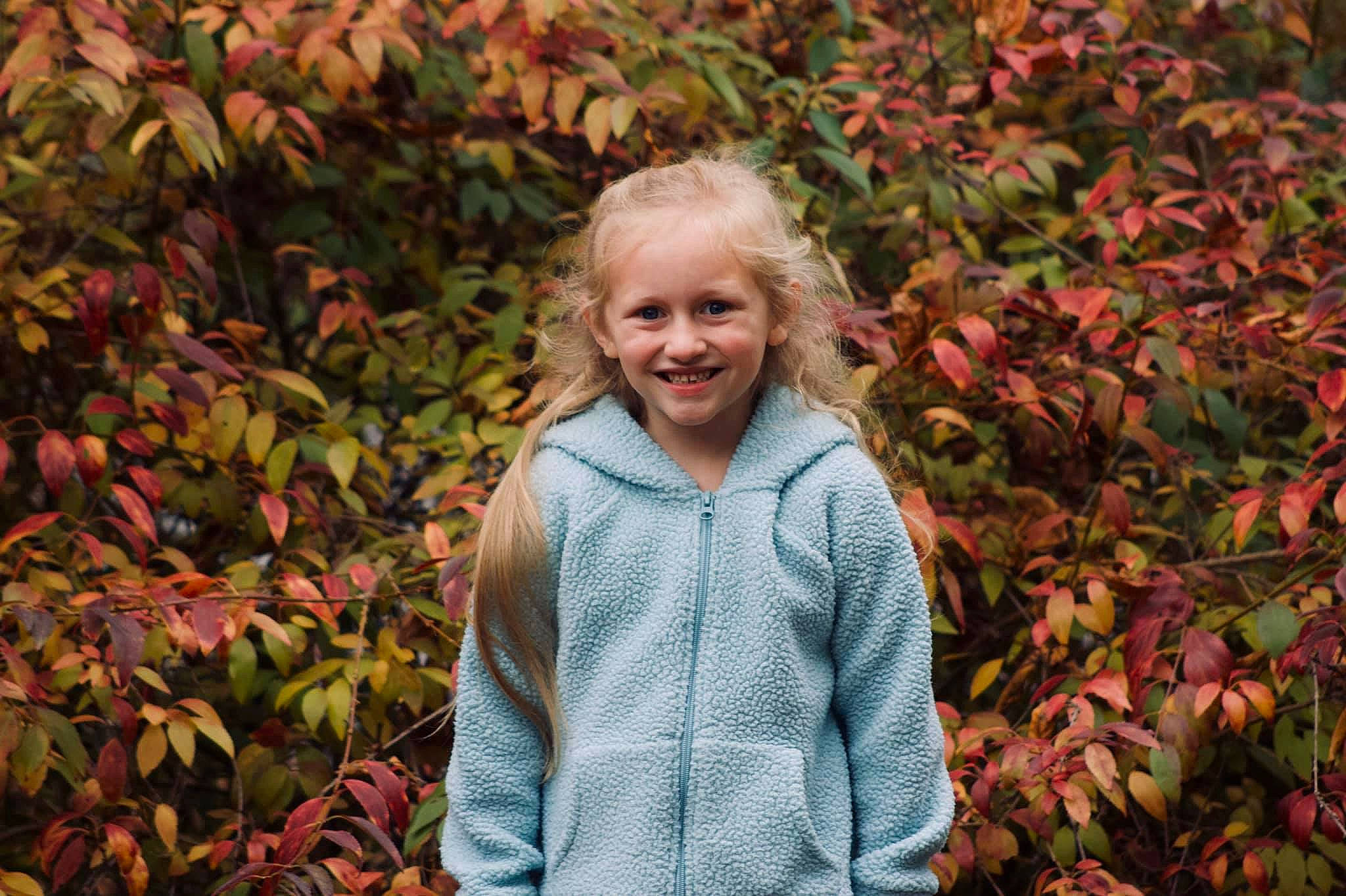 Cayton is registered to the contest to win money with this photo: adaptation, autumn, botany, child, family, happy, joy, leaf, people, person, photography, plant, portrait, portrait_photography, smile, toddler, tree