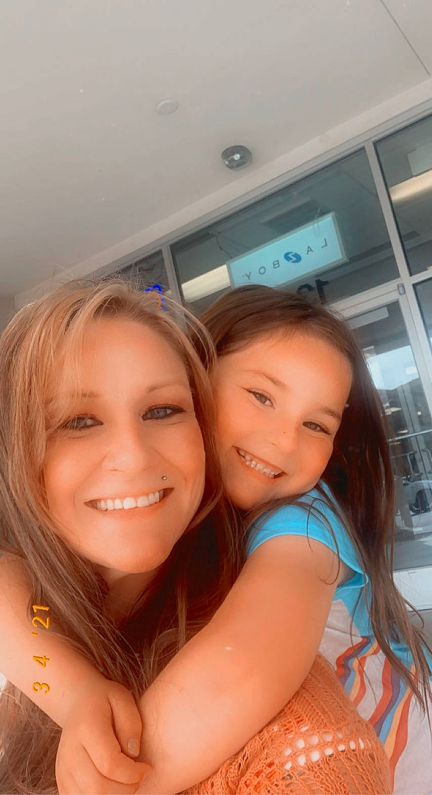 Shailenah is registered to the contest to win money with this photo: beauty, child, chin, eye, eyebrow, face, facial_expression, fun, gesture, hair, hairstyle, happy, iris, joy, leisure, lip, long_hair, people, person, shoulder