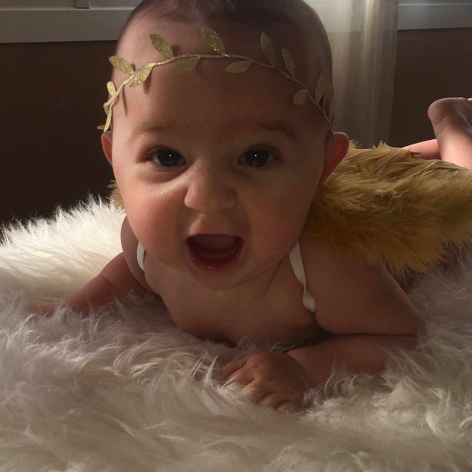 Lou a rejoint le concours — aidez-le/la à gagner de superbes lots ! cheek, child, child_model, ear, face, forehead, fun, fur, girl, hair_accessory, head, human_hair_color, infant, iris, lip, mouth, nose, person, skin, smile