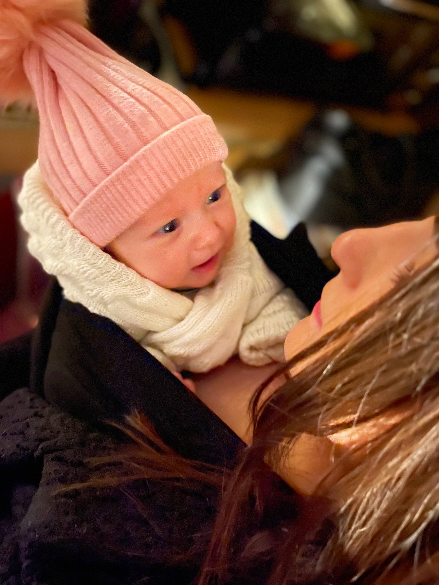 Andréa participe au concours pour gagner de l'argent avec cette photo : baby, cap, cheek, child, christmas, comfort, event, eye, fun, happy, hat, headgear, headwear, knit_cap, outerwear, person, skin, sleeve, toddler, tradition