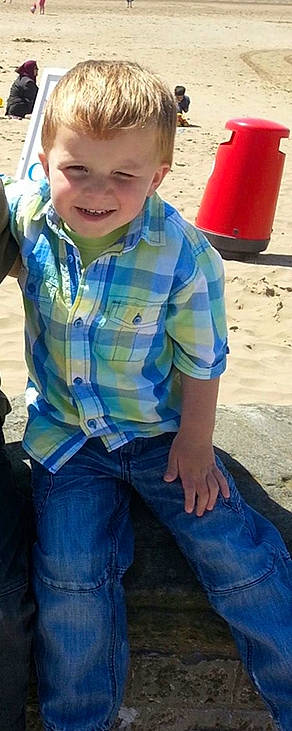 Zale is registered to the contest to win money with this photo: child, cool, denim, electric_blue, fun, jeans, joy, outerwear, person, play, sitting, sleeve, smile, soil, t_shirt, toddler