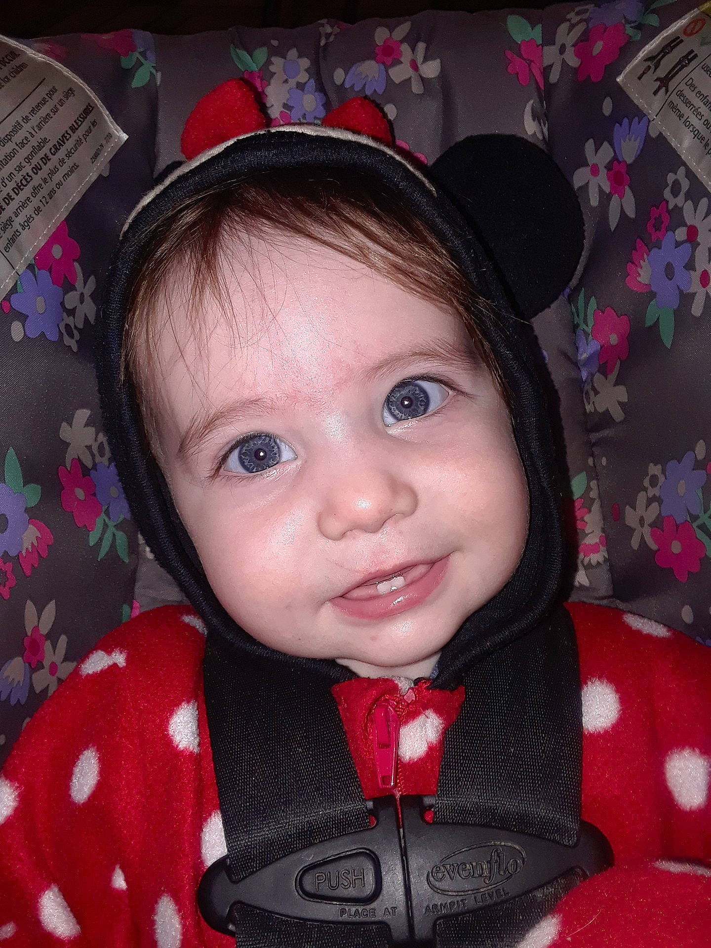 Anastasia is registered to the contest to win money with this photo: cheek, child, chin, ear, eye, face, forehead, girl, head, infant, mouth, nose, organ, person, pink, product, red, skin, smile, textile