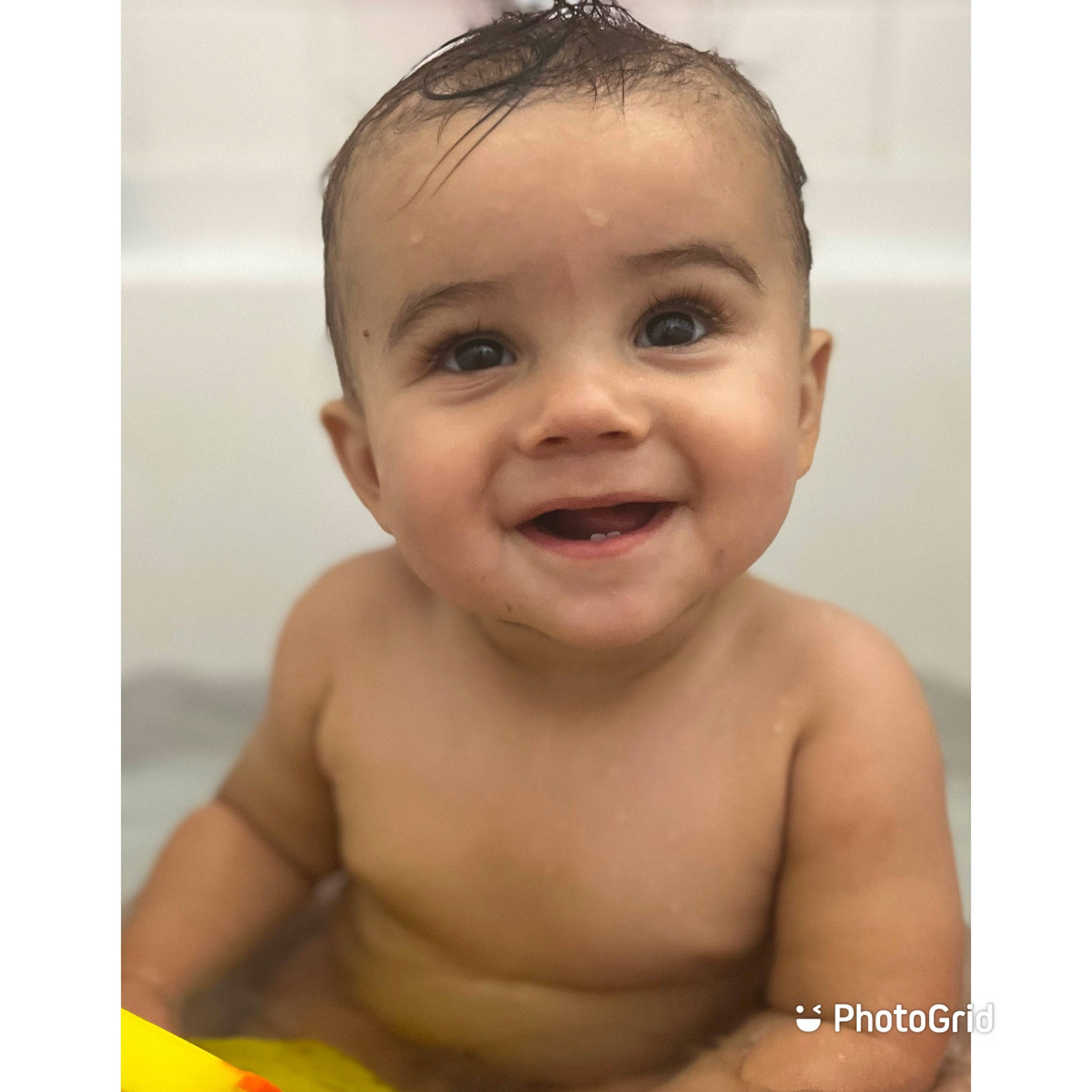 Greysen is registered to the contest to win money with this photo: baby_bathing, bathing, cheek, ear, eye, eyebrow, eyelash, face, forehead, hair, happy, head, human_body, jaw, joy, lip, mouth, neck, nose, person