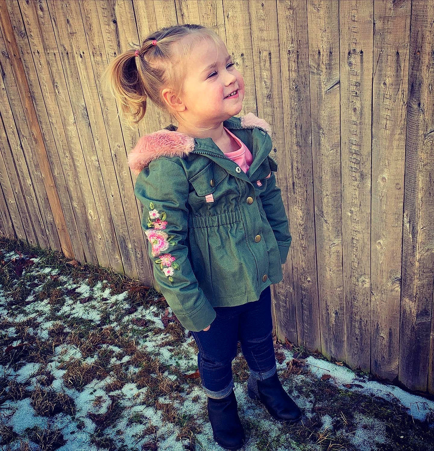 Layla is registered to the contest to win money with this photo: blond, cheek, child, child_model, cool, denim, design, footwear, jacket, jeans, joy, outerwear, pattern, person, play, pocket, shoe, sleeve, standing, textile