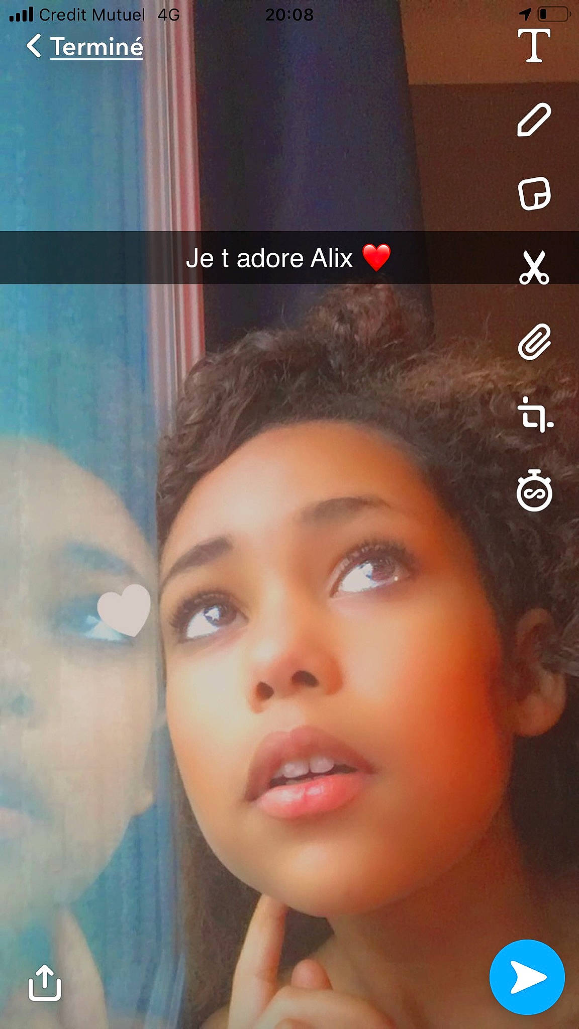 Melody a rejoint le concours — aidez-le/la à gagner de superbes lots ! beauty, cheek, child, chin, close_up, eye, eyebrow, eyelash, face, forehead, head, iris, lip, nose, person, photo_caption, photography, selfie, skin