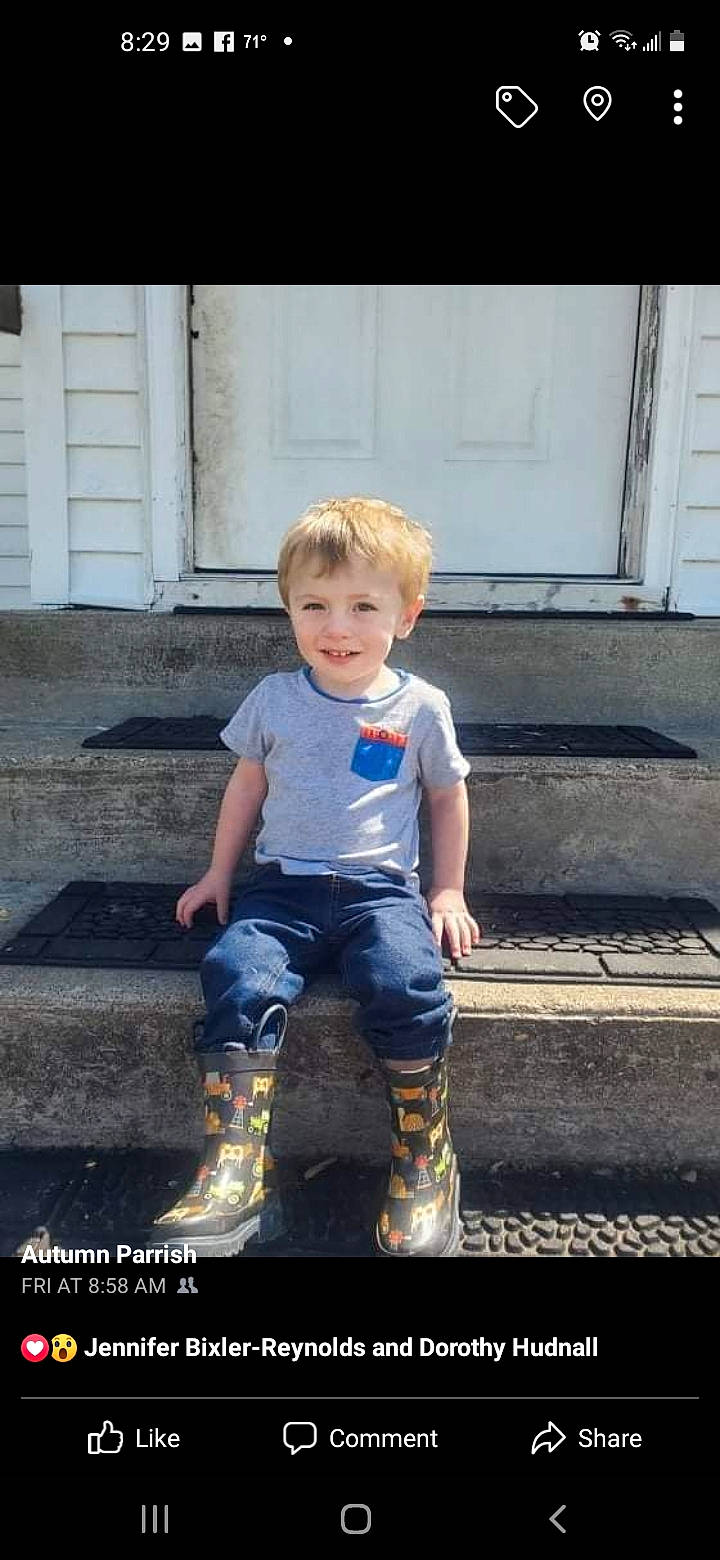 Colton is registered to the contest to win money with this photo: asphalt, baby_toddler_clothing, child, cool, denim, door, electric_blue, eye, flash_photography, grass, happy, joy, leg, person, road_surface, shoe, smile, standing, t_shirt, tints_and_shades
