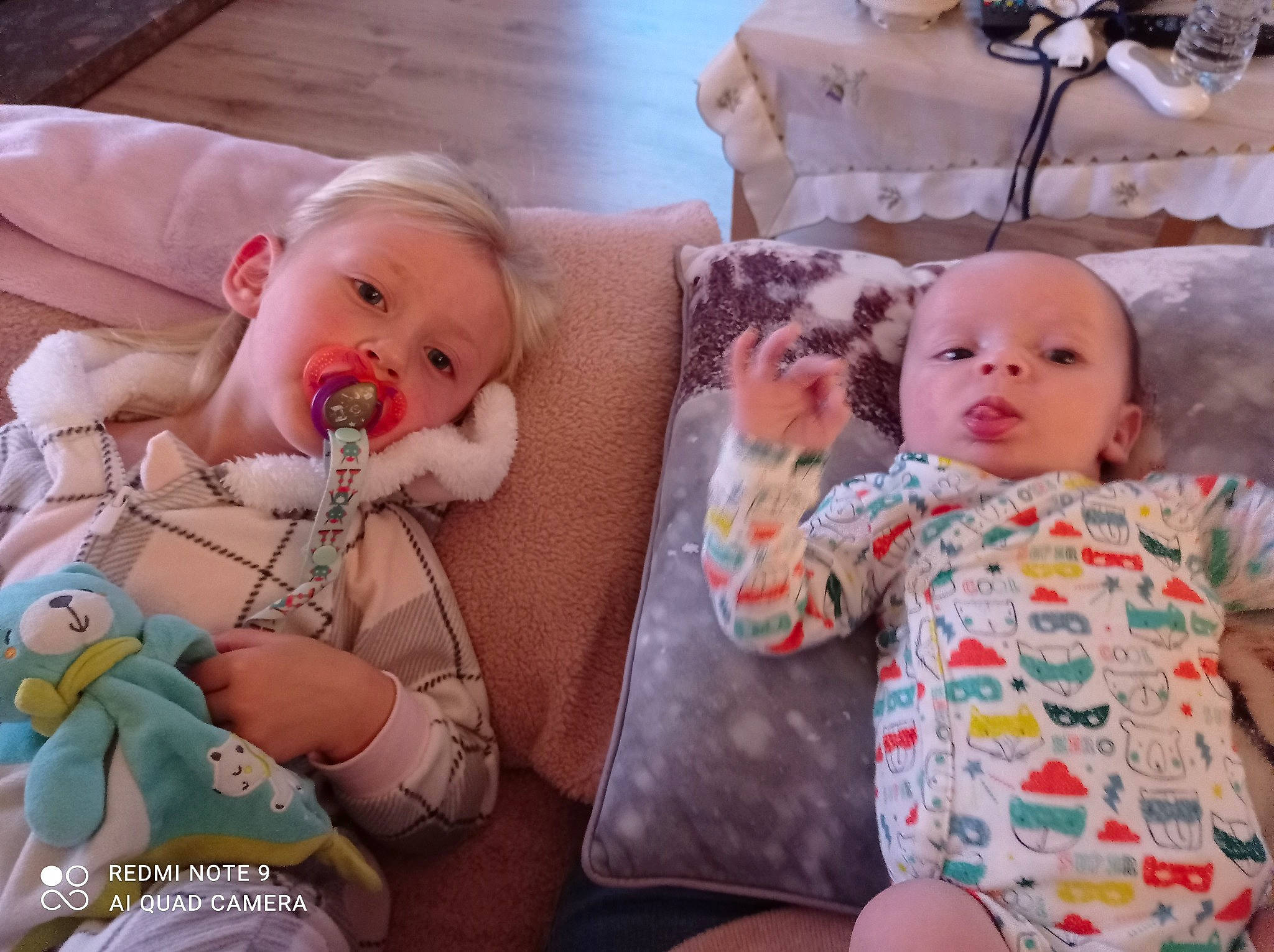 Madison participe au concours pour gagner de l'argent avec cette photo : baby, baby_toddler_clothing, cheek, child, comfort, doll, facial_expression, fun, happy, human, iris, mammal, person, pink, product, skin, snapshot, textile, toddler, toy