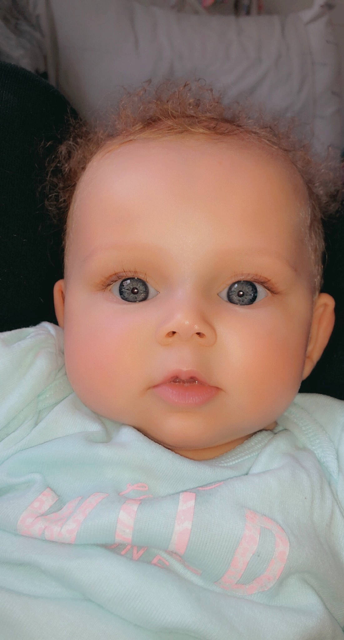 Kahlani is registered to the contest to win money with this photo: baby_toddler_clothing, cheek, child, chin, cool, ear, eyebrow, eyelash, facial_expression, forehead, iris, jaw, lip, mouth, neck, nose, organ, person, pink, skin