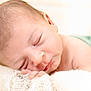 Noah a rejoint le concours — aidez-le/la à gagner de superbes lots ! baby, sleeping, newborn, blanket, soft, closeup, face, hand, skin, peaceful, infant, portrait, rest, cozy, warm, cute, child, gentle, knit, tender
