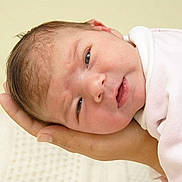 Angélina participe au concours pour gagner de l'argent avec cette photo :