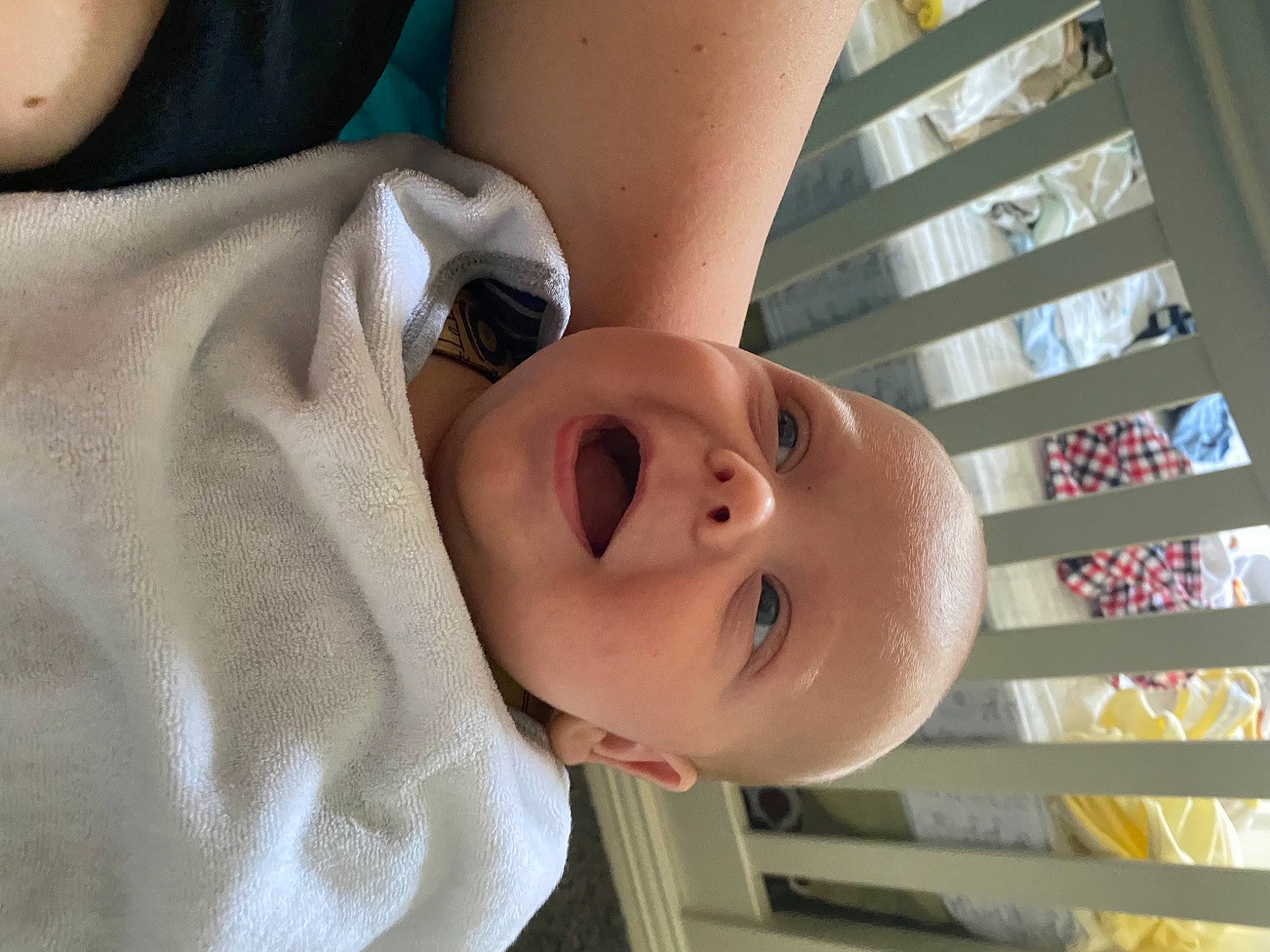 Opie is registered to the contest to win money with this photo: baby, baby_toddler_clothing, beauty, cheek, chest, eyebrow, eyelash, gesture, happy, human_body, lip, mouth, neck, nose, person, skin, sleeve, smile, toddler, white