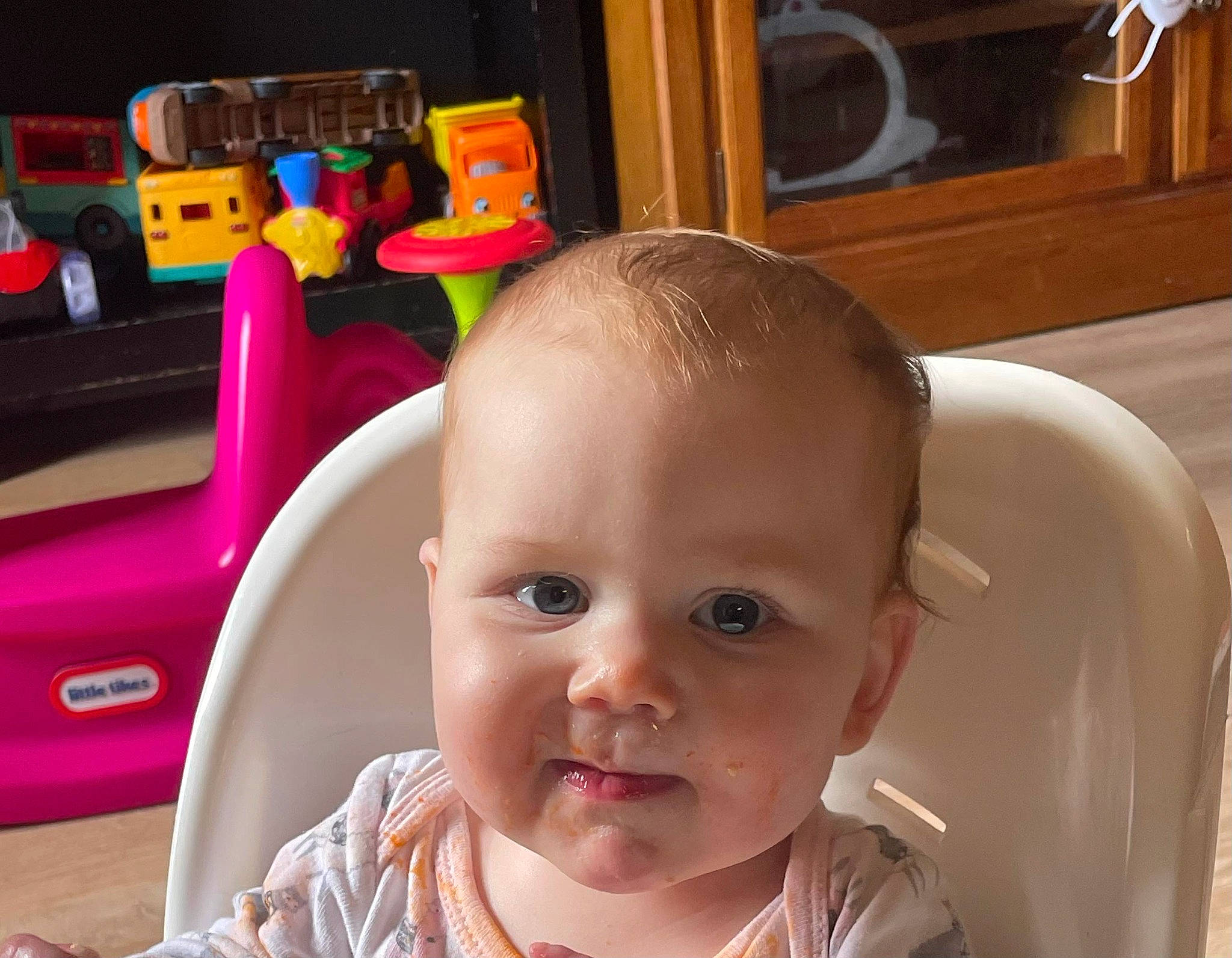Skylar is registered to the contest to win money with this photo: baby, baby_products, baby_toddler_clothing, bathing, bib, cheek, child, ear, eyelash, fun, happy, leisure, lip, nose, person, picture_frame, sitting, skin, smile, toddler