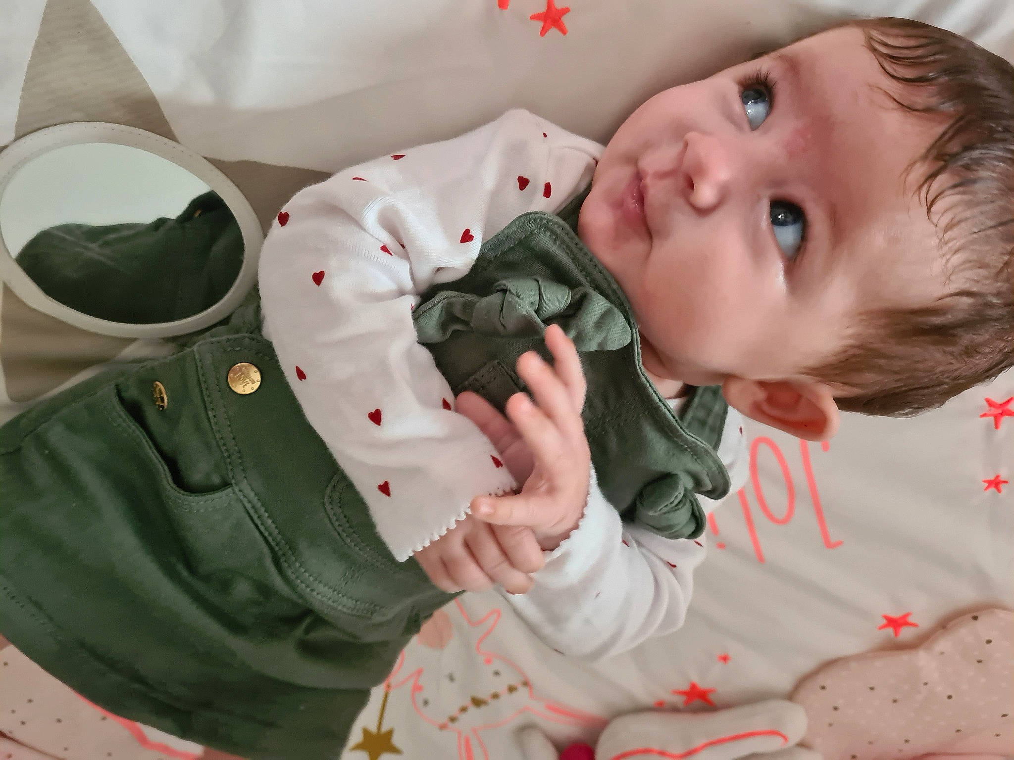 Emy participe au concours pour gagner de l'argent avec cette photo : baby, cheek, child, mouth, person, toddler