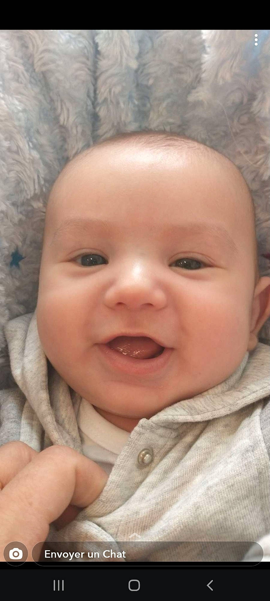 Anaël a rejoint le concours — aidez-le/la à gagner de superbes lots ! baby_toddler_clothing, cheek, child, chin, close_up, eyebrow, facial_expression, forehead, happy, iris, jaw, lip, mouth, nose, organ, person, skin, smile, textile, toddler