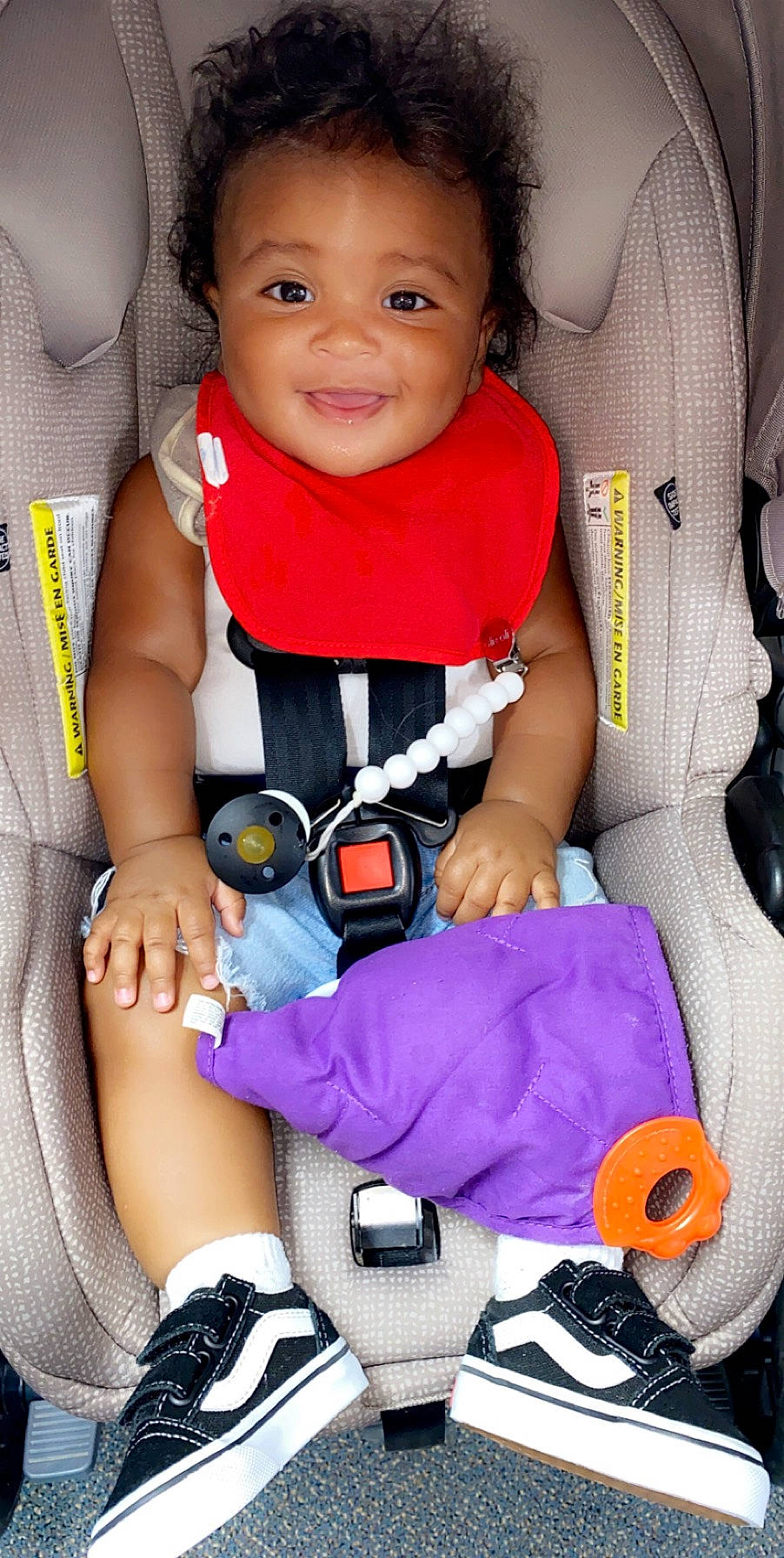 Benji is registered to the contest to win money with this photo: baby, baby_carriage, baby_in_car_seat, baby_products, baby_safety, baby_toddler_clothing, car_seat, car_seat_cover, child, comfort, joy, nail, person, product, purple, seat_belt, thumb, toddler