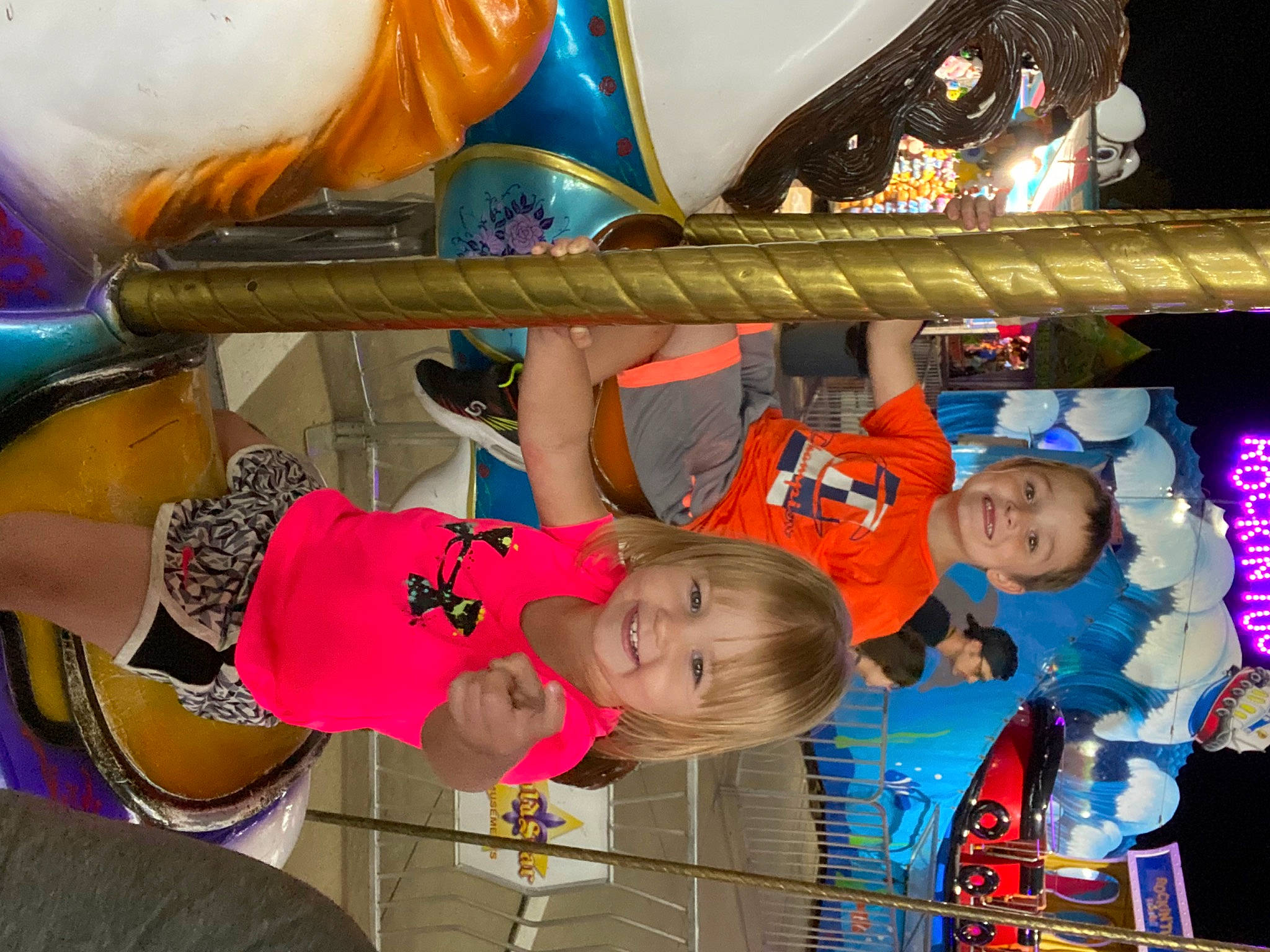 Khloey is registered to the contest to win money with this photo: child, electric_blue, event, fun, happy, joy, leisure, organ, people, person, photography, recreation, room, smile, snapshot, t_shirt, toddler, vacation