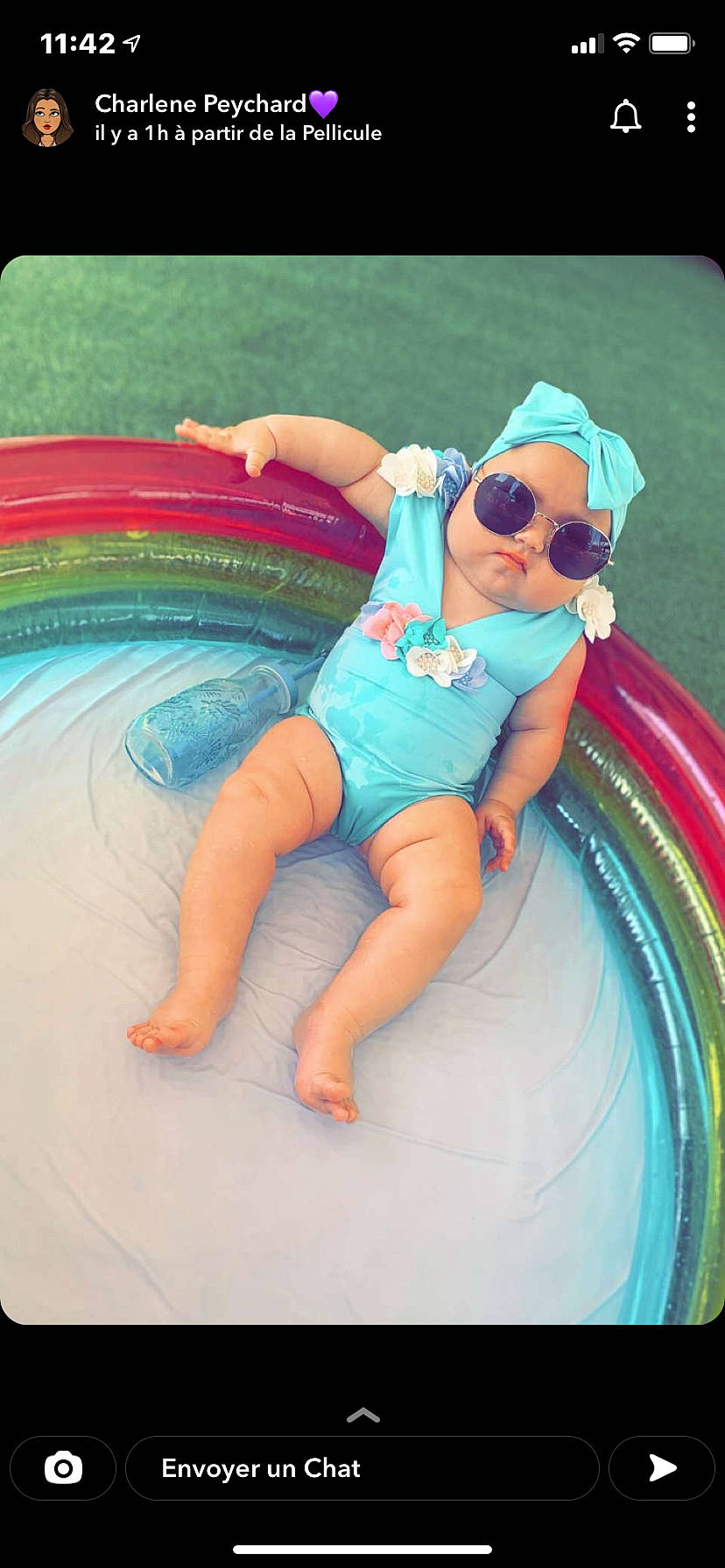 Kiara a rejoint le concours — aidez-le/la à gagner de superbes lots ! aqua, azure, baby, baby_float, baby_toddler_clothing, bathing, beauty, eyewear, fun, goggles, happy, headwear, leisure, magenta, person, photograph, pink, product, recreation, sunglasses