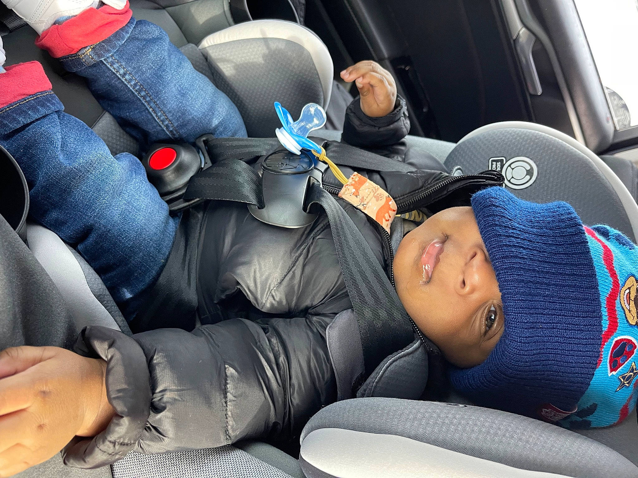 Jamari joined the competition — help win amazing prizes! auto_part, automotive_design, automotive_exterior, automotive_wheel_system, baseball_cap, car, car_seat, car_seat_cover, comfort, electric_blue, family_car, hand, head_restraint, headwear, luxury_vehicle, motor_vehicle, person, personal_luxury_car, steering_part, steering_wheel