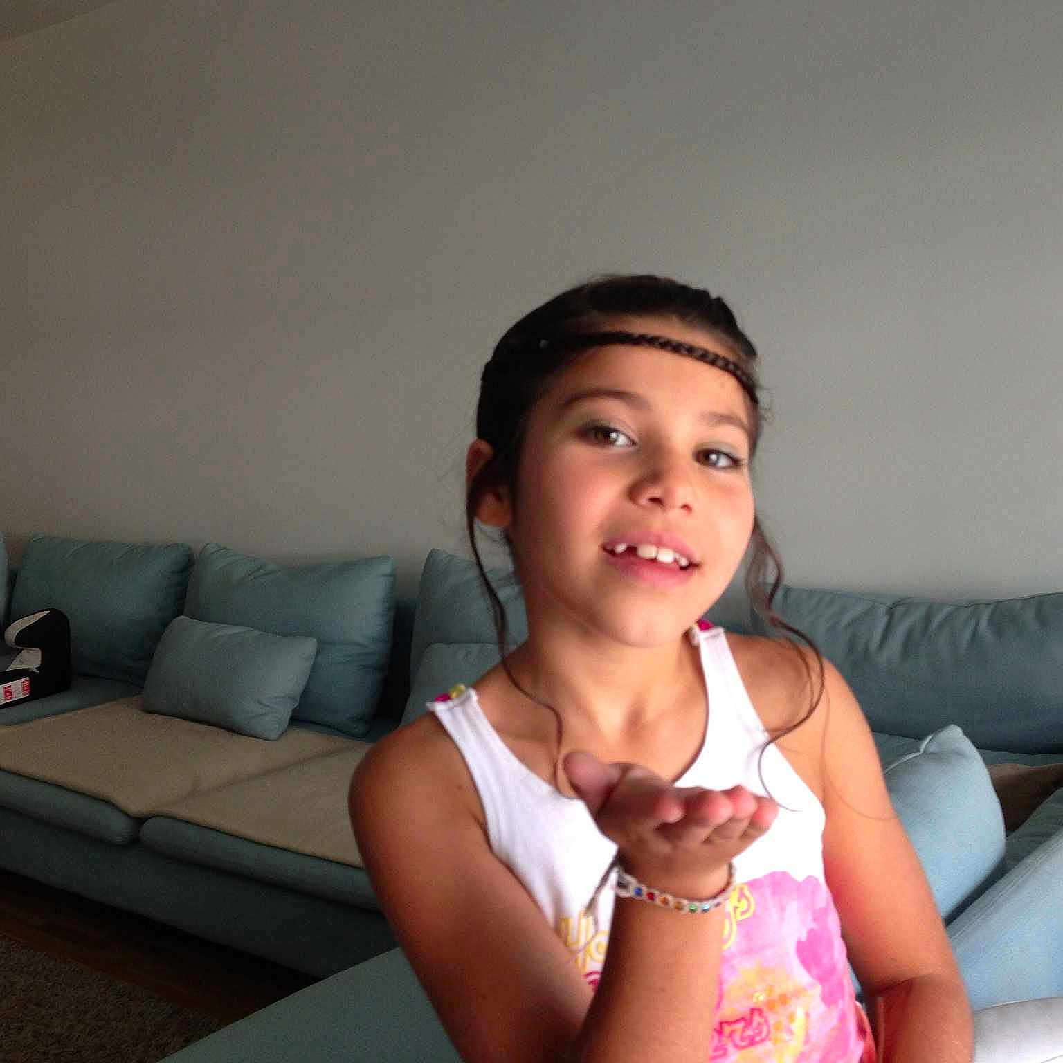 Naelle a rejoint le concours — aidez-le/la à gagner de superbes lots !