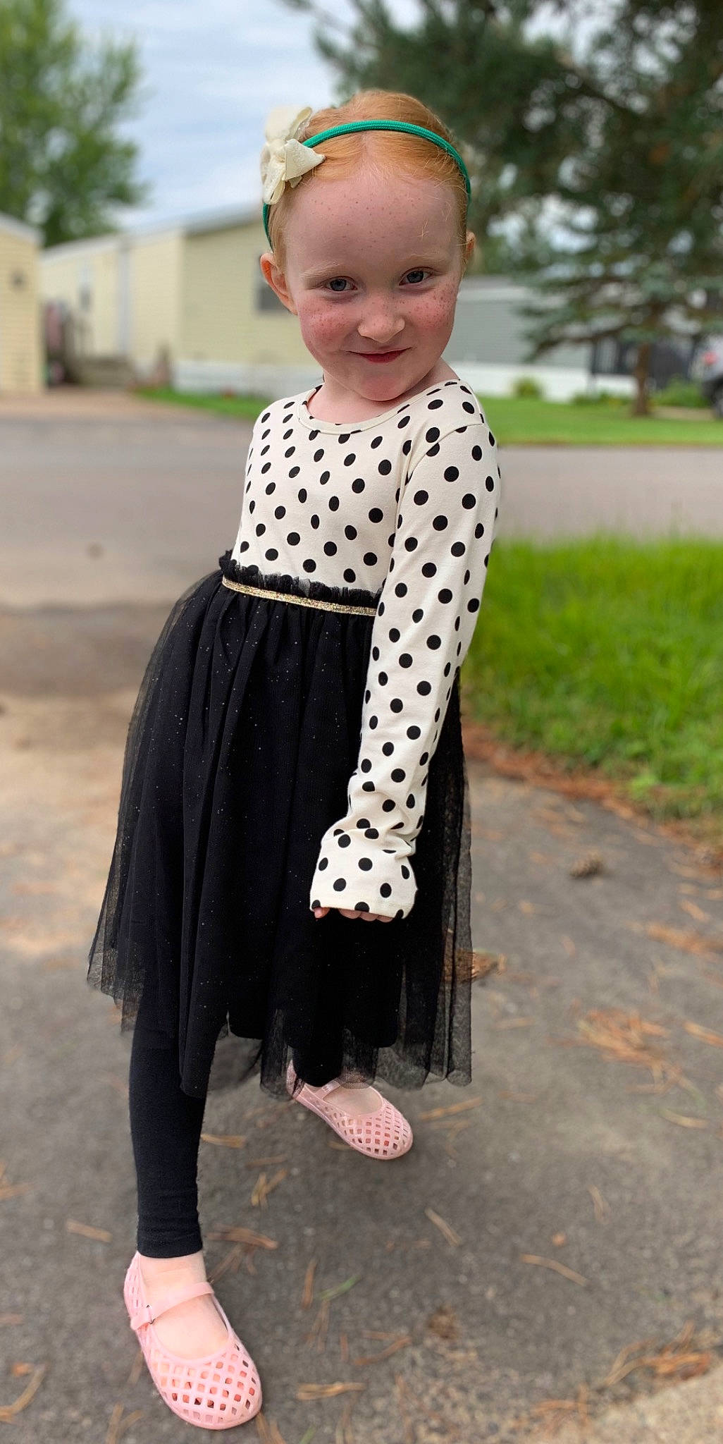 Izabel is registered to the contest to win money with this photo: baby_toddler_clothing, child, clothing, costume, design, dress, footwear, joy, outerwear, pattern, person, polka_dot, shoe, sleeve, street_fashion, toddler