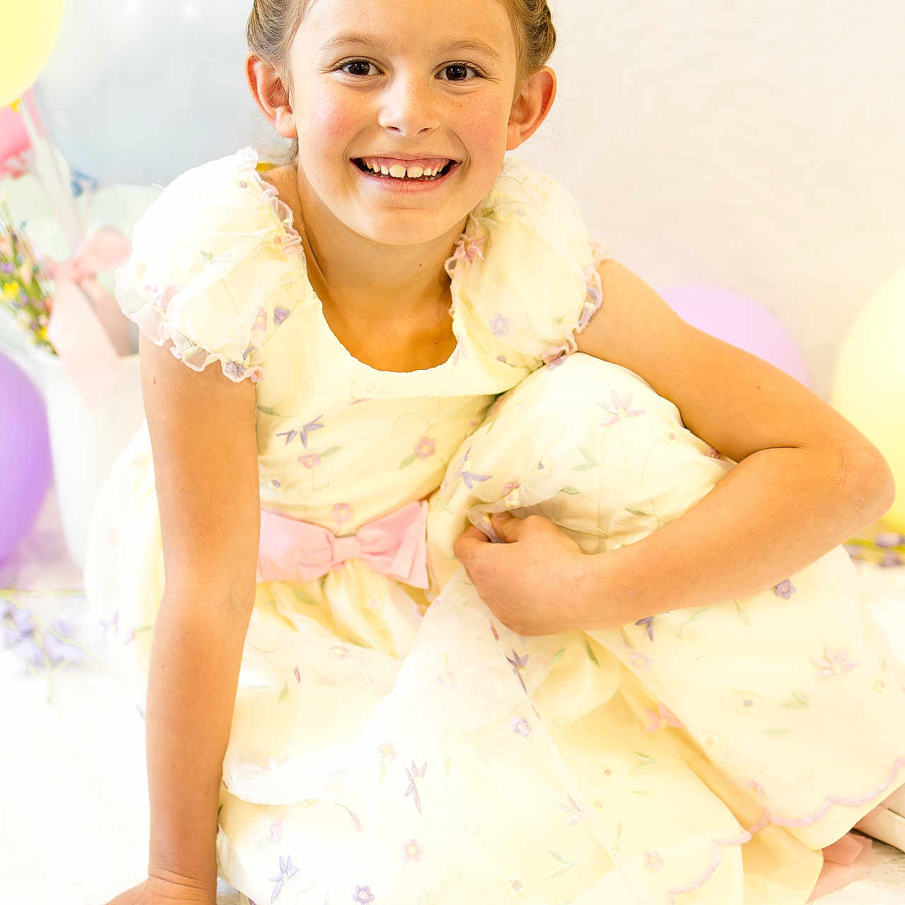 Saleena is registered to the contest to win money with this photo: balloon, bodypart, child, clothing, dress, eveningdress, face, fashion, female, finger, formalwear, girl, hand, happy, head, person, photography, portrait, sitting, smile