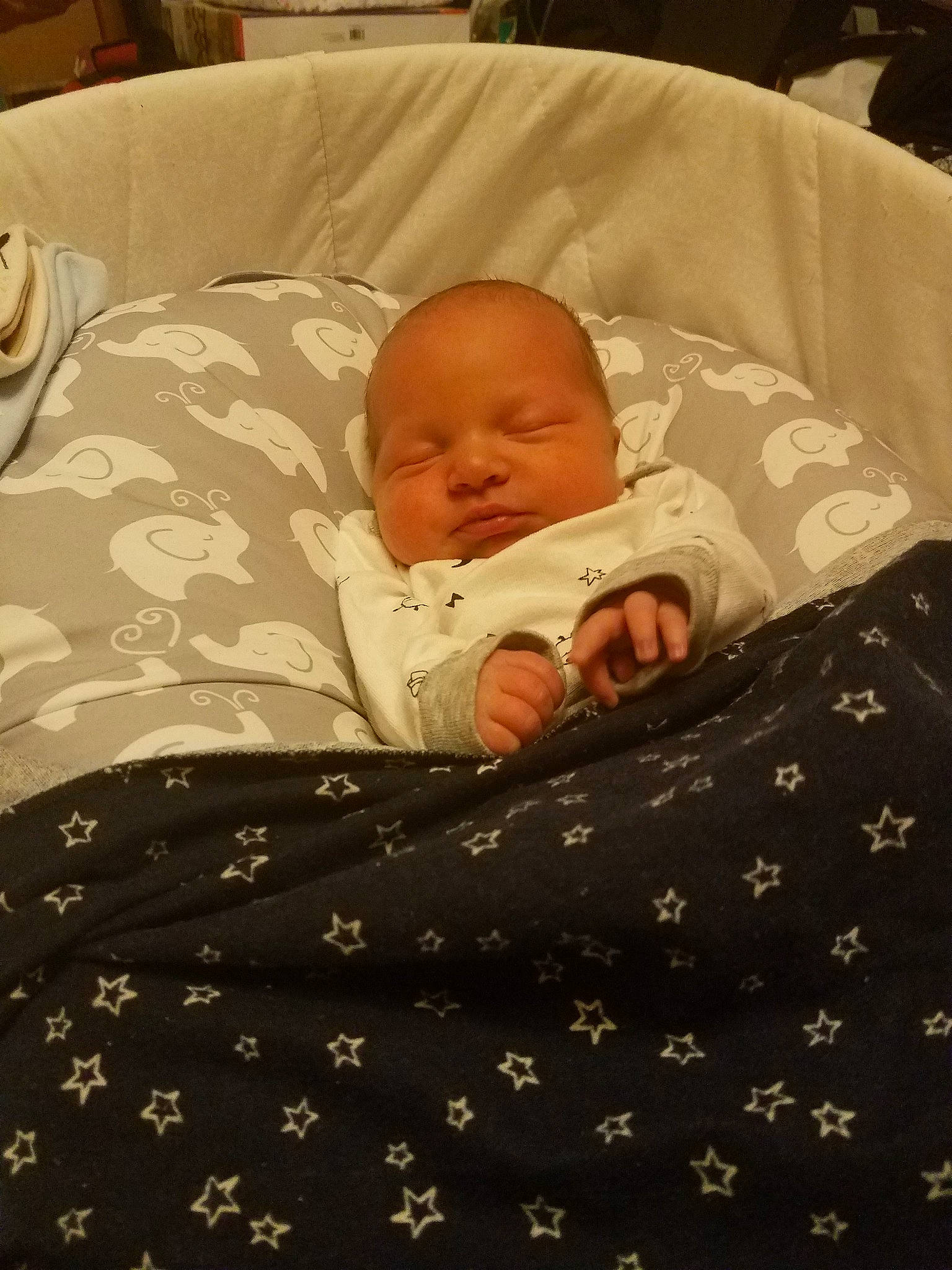 Bjorn is registered to the contest to win money with this photo: bed, bedtime, blanket, child, day, infant, infant_bed, nap, person, product, sleep, textile, toddler