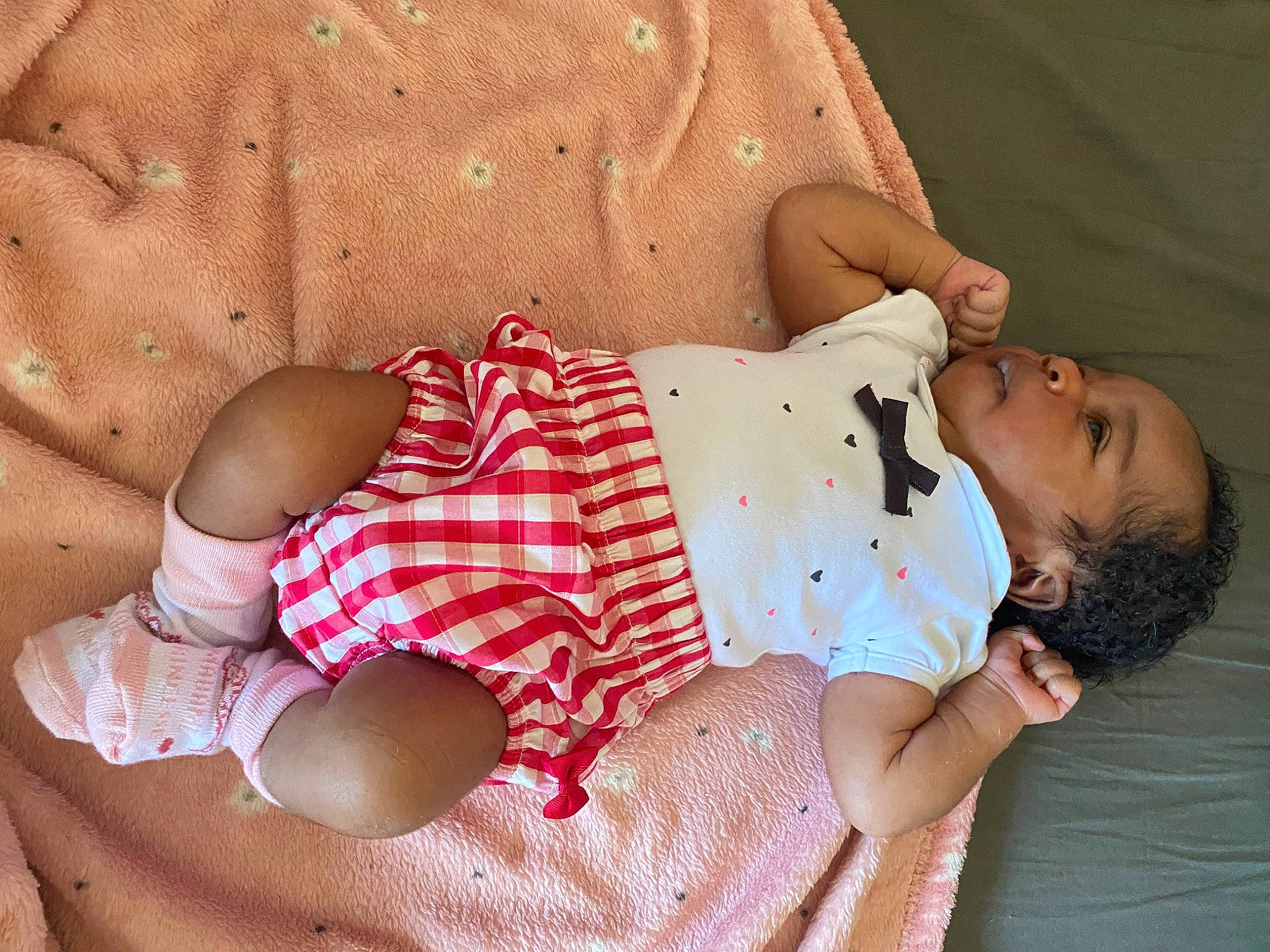 Tiana participe au concours pour gagner de l'argent avec cette photo : abdomen, baby, baby_toddler_clothing, birth, child, diaper, person, skin, toddler, trunk