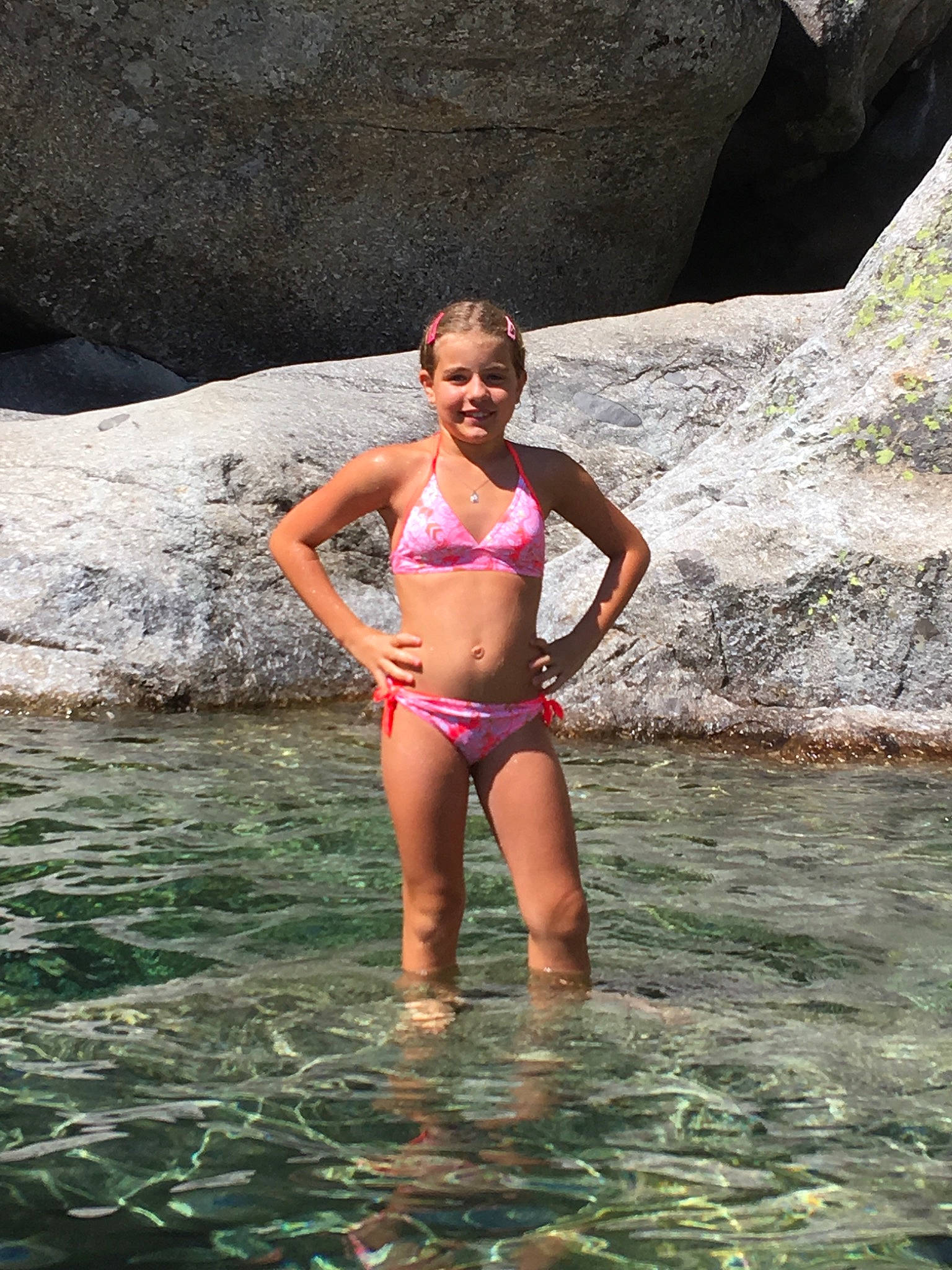 Lea a rejoint le concours — aidez-le/la à gagner de superbes lots ! beach, beauty, fun, girl, joy, model, person, photo_shoot, summer, swimwear, vacation, water, water_feature