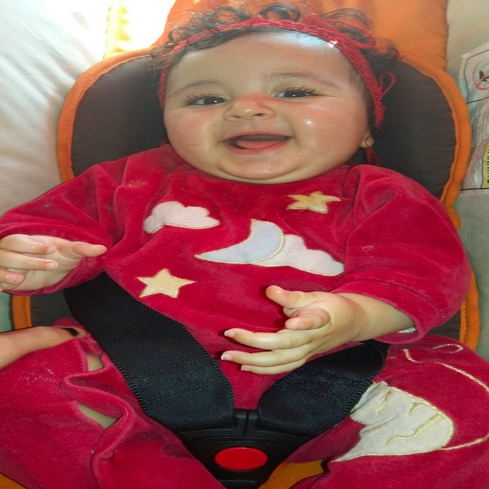 Sofia participe au concours pour gagner de l'argent avec cette photo :