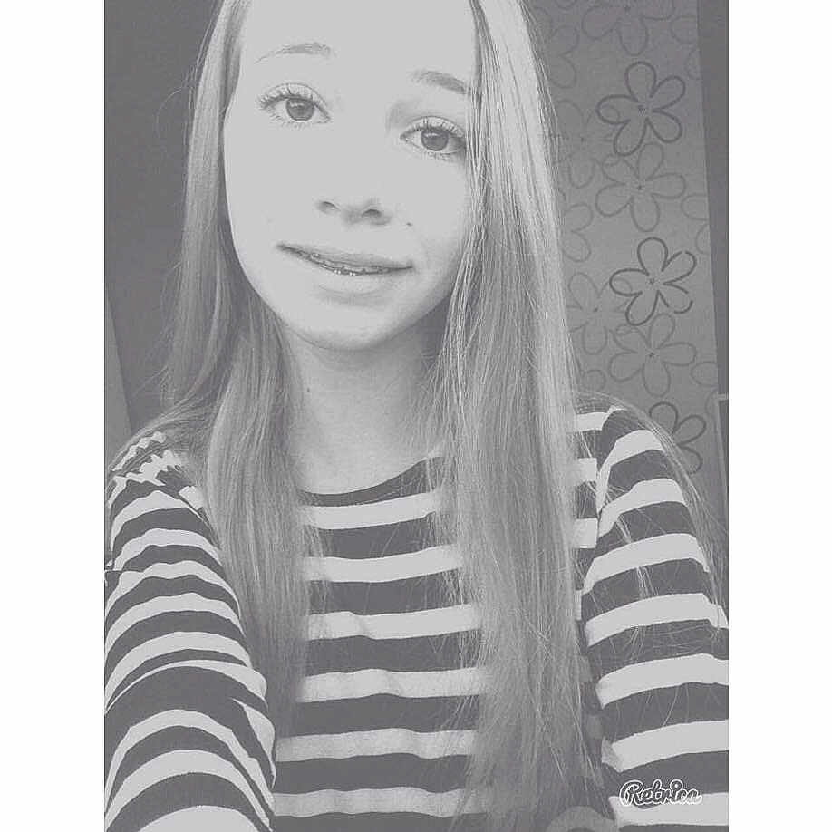 Victoire participe au concours pour gagner de l'argent avec cette photo :