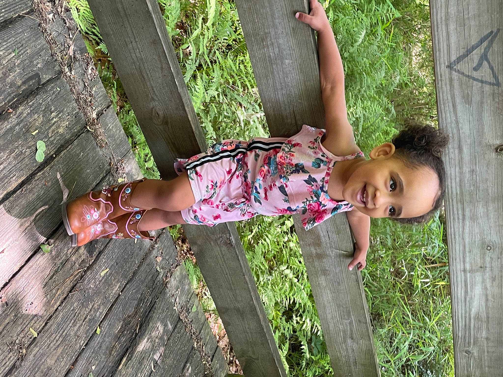 Havana is registered to the contest to win money with this photo: adaptation, baby_toddler_clothing, child, fun, grass, happy, joy, leaf, leg, leisure, pattern, people_in_nature, person, plant, shoe, spring, summer, thigh, toddler, tree