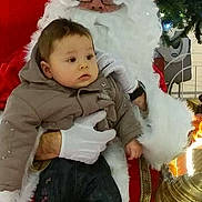 Ethan participe au concours pour gagner de l'argent avec cette photo :